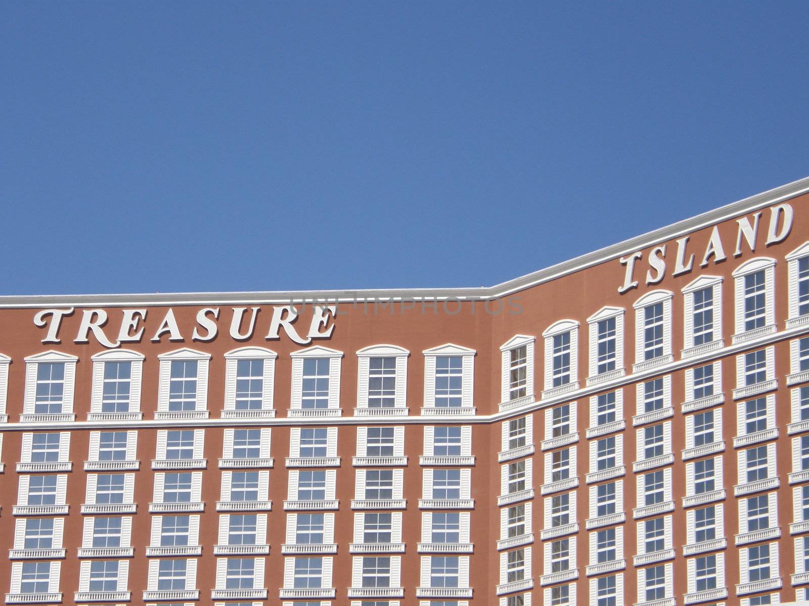 Treasure Island in Las Vegas by sainaniritu