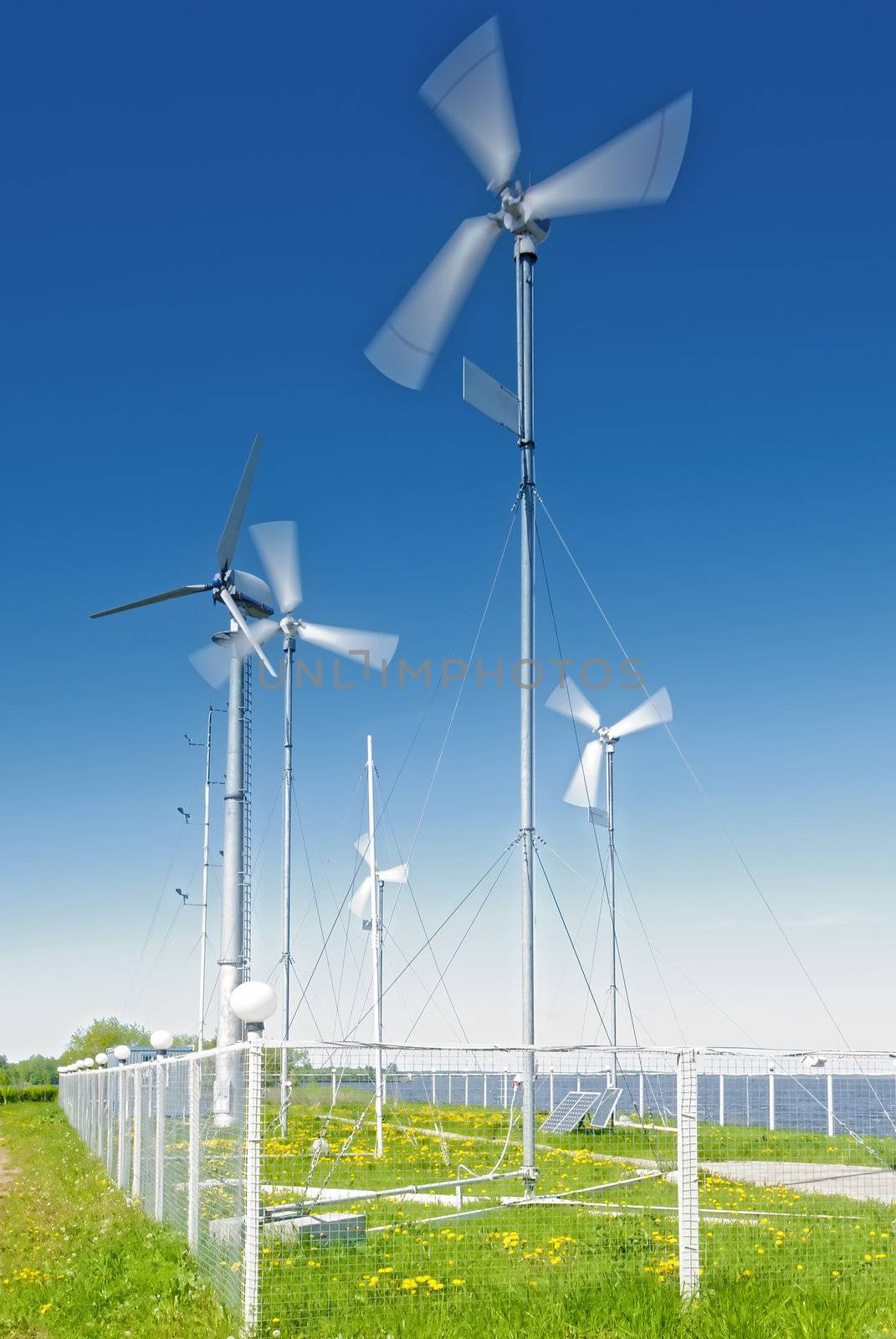 small wind turbines for wind farms by kosmsos111