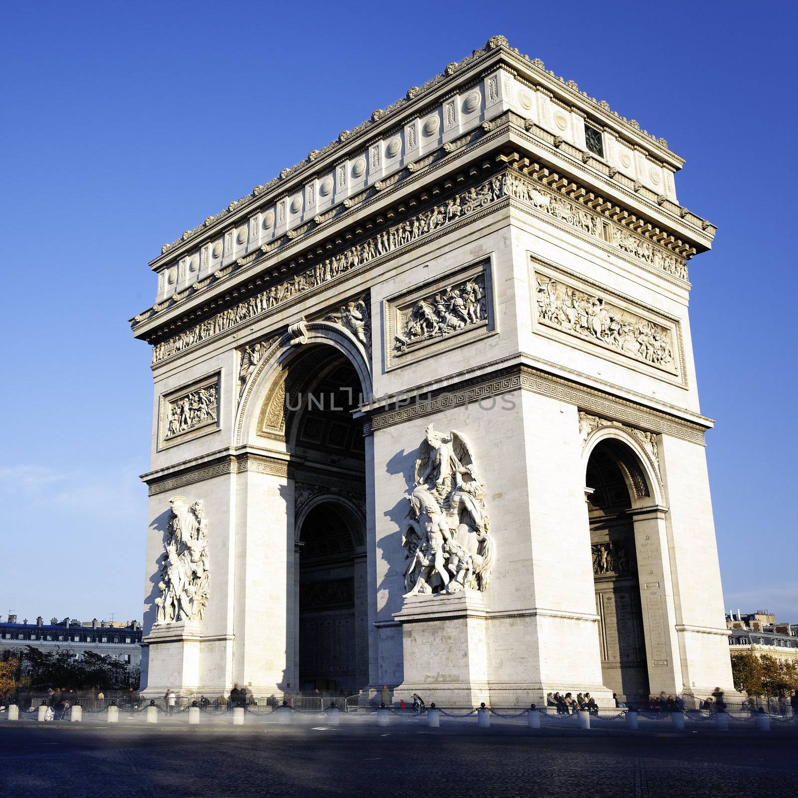 Arc de Triomphe square by vwalakte