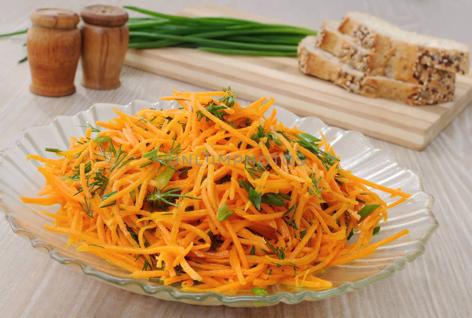 Carrot salad with green onion and dill