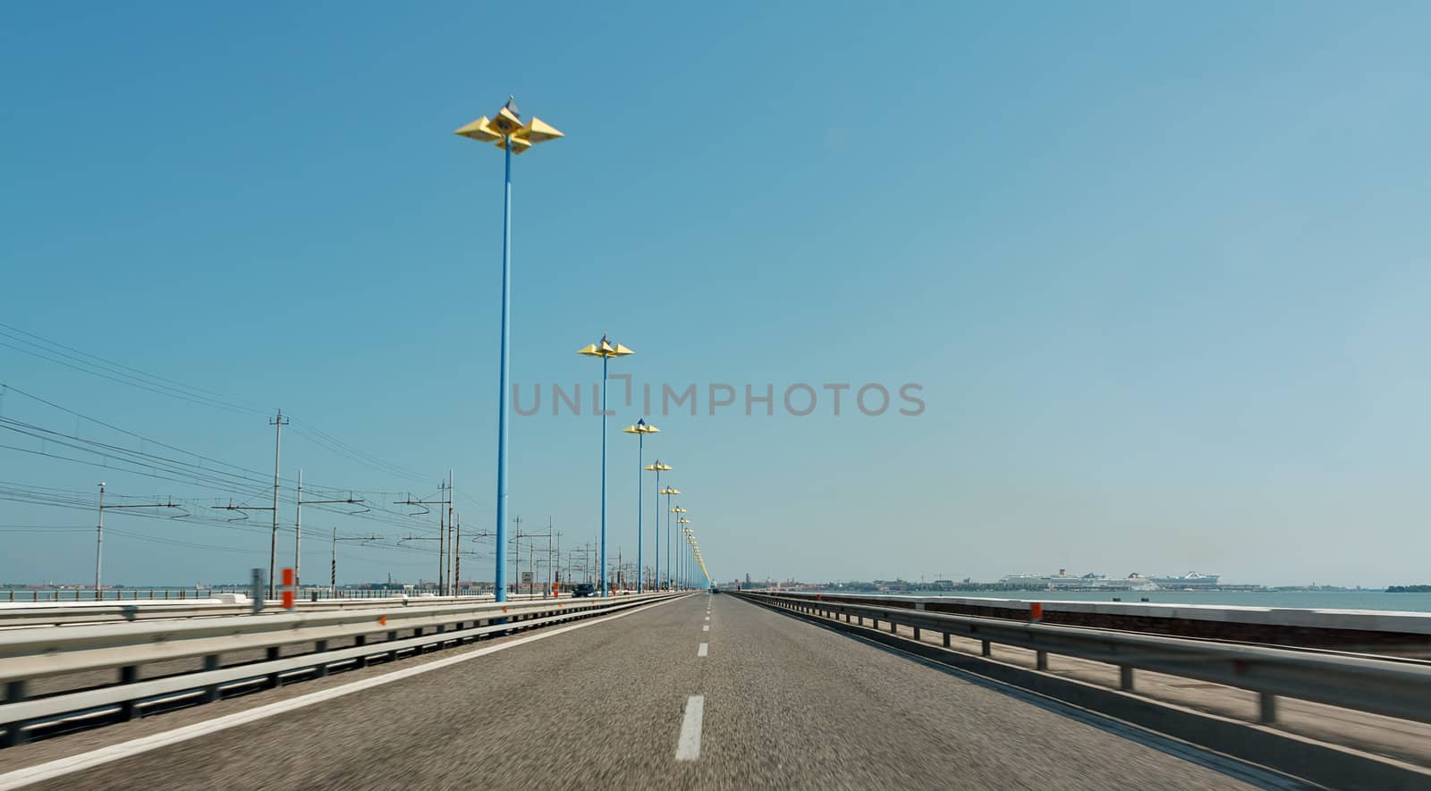 Road bridge to venice italy the longest bridge of italy