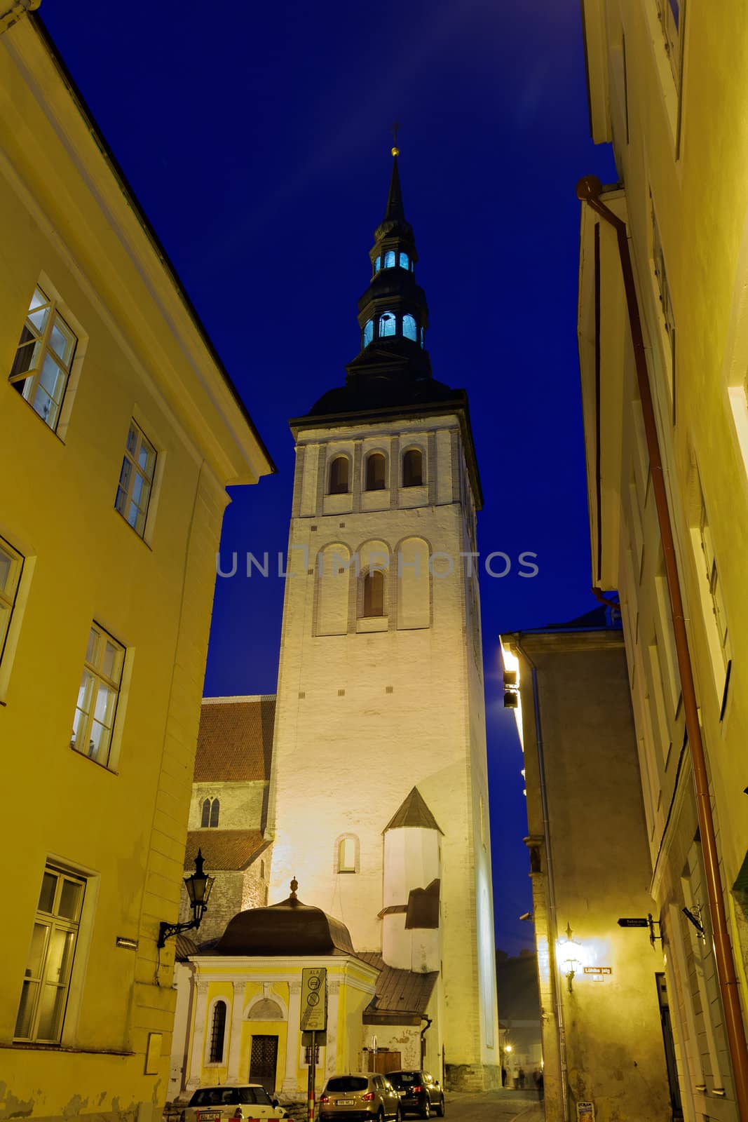 Tallinn. Old town by Roka