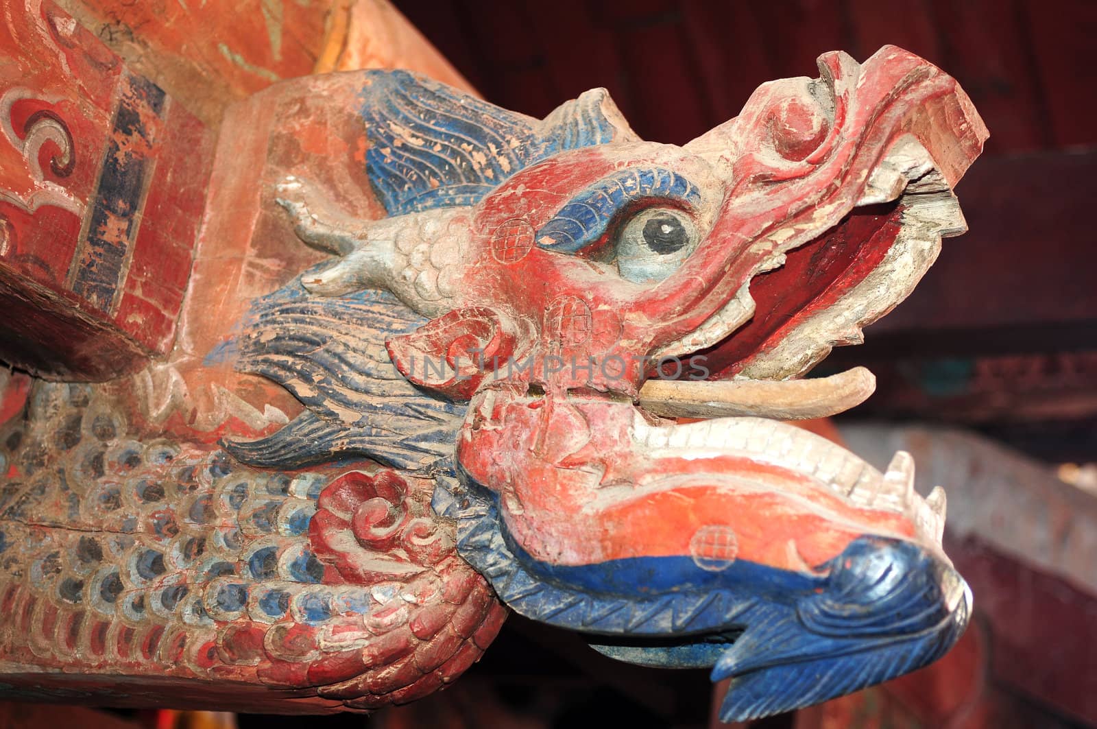 Ancient wood carving art of dragon