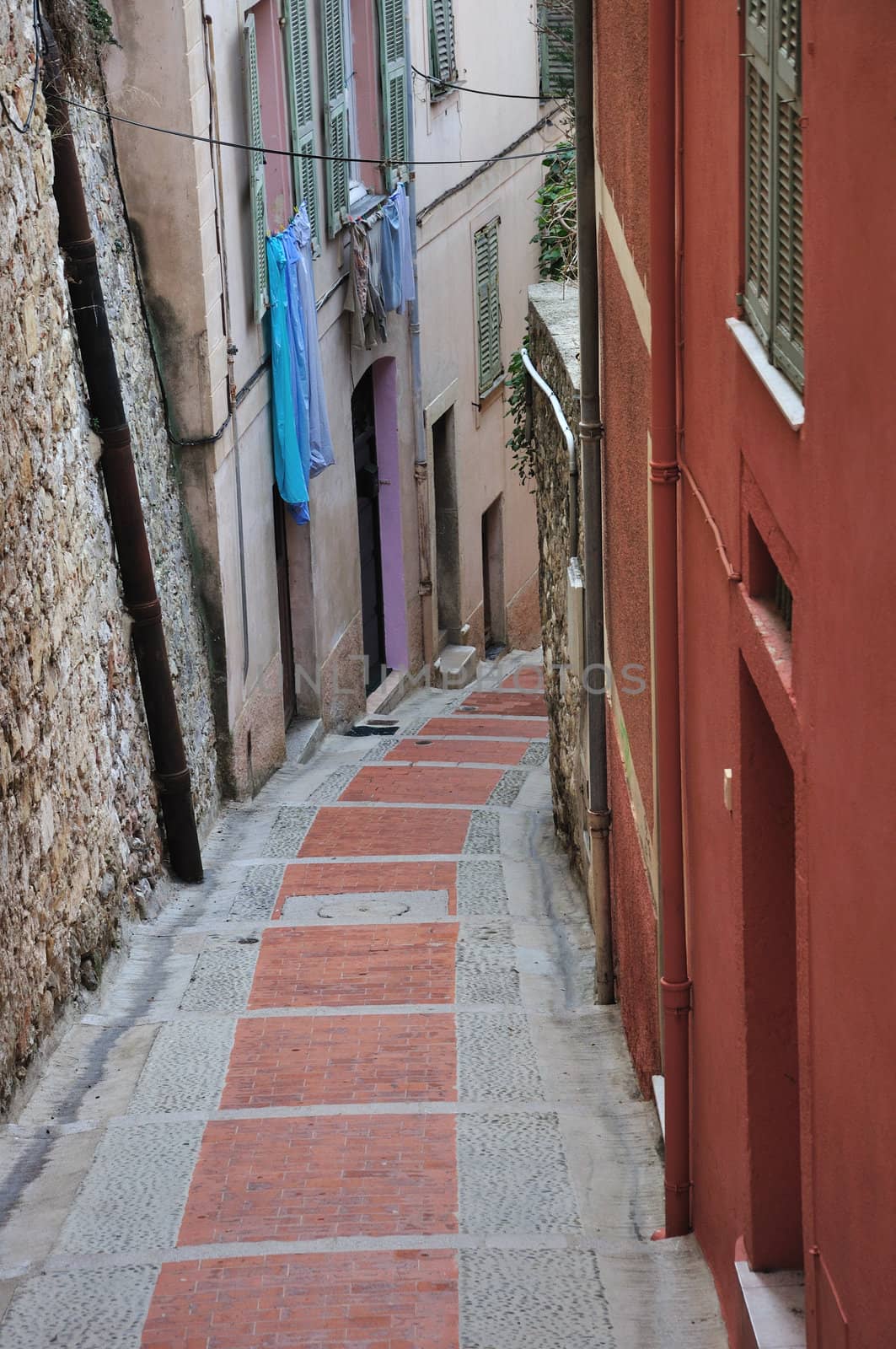Street in Menton, narrow houses by vyskoczilova