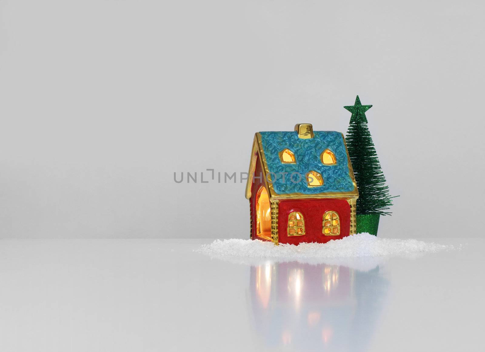 Christmas festive light in house by rudchenko