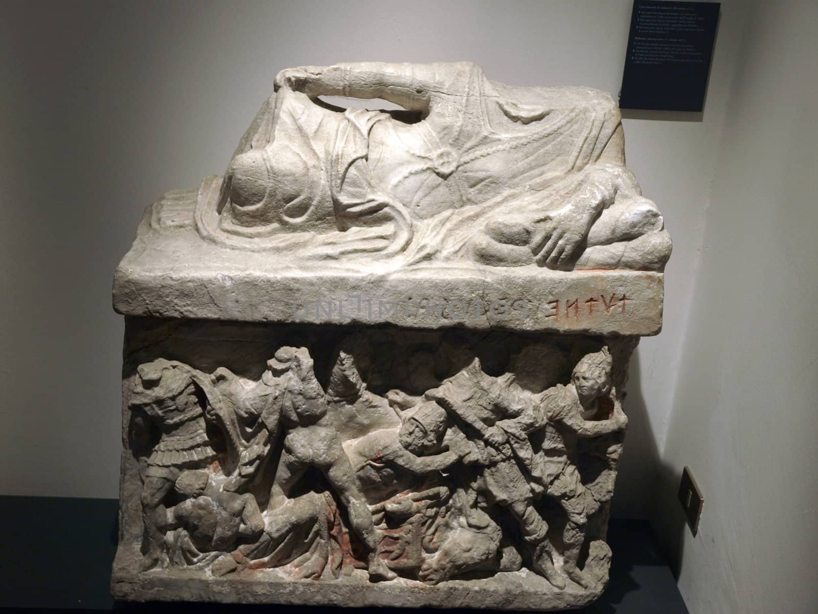 Ancient etruscan art. Sarcophagus of Chiusi, Tuscany. 