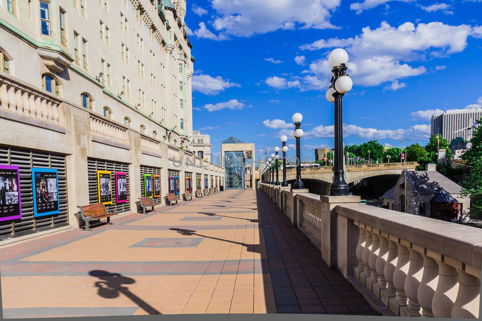 A street in Ottawa by petkolophoto