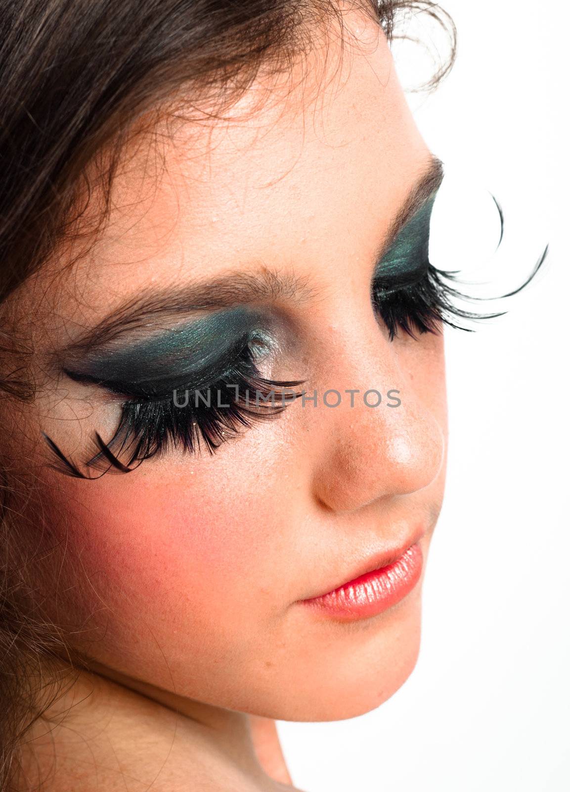 Nighlife makeup on a young girl by svedoliver