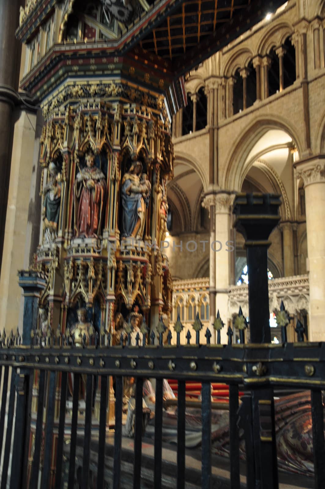 Canterbury Cathedral by sainaniritu