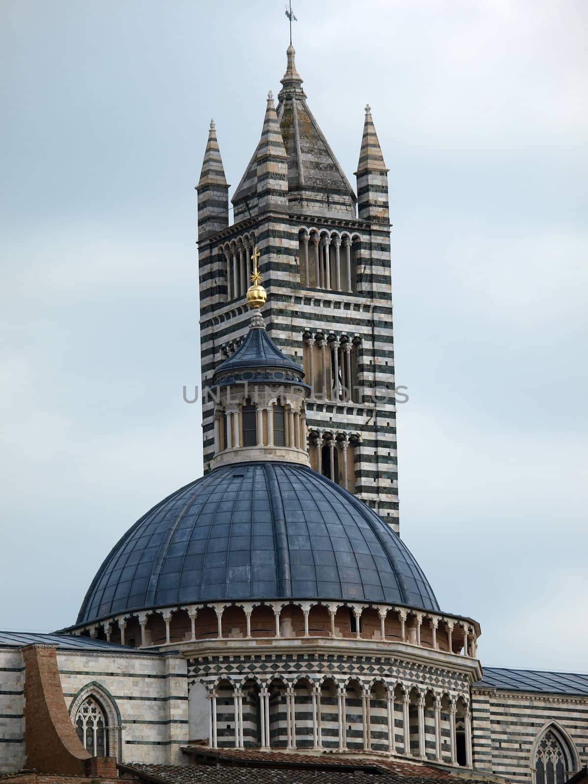 The Duomo of Siena, which was built in the 12th and 13th centuries, is one of the prettiest churches in Gothic style in Italy