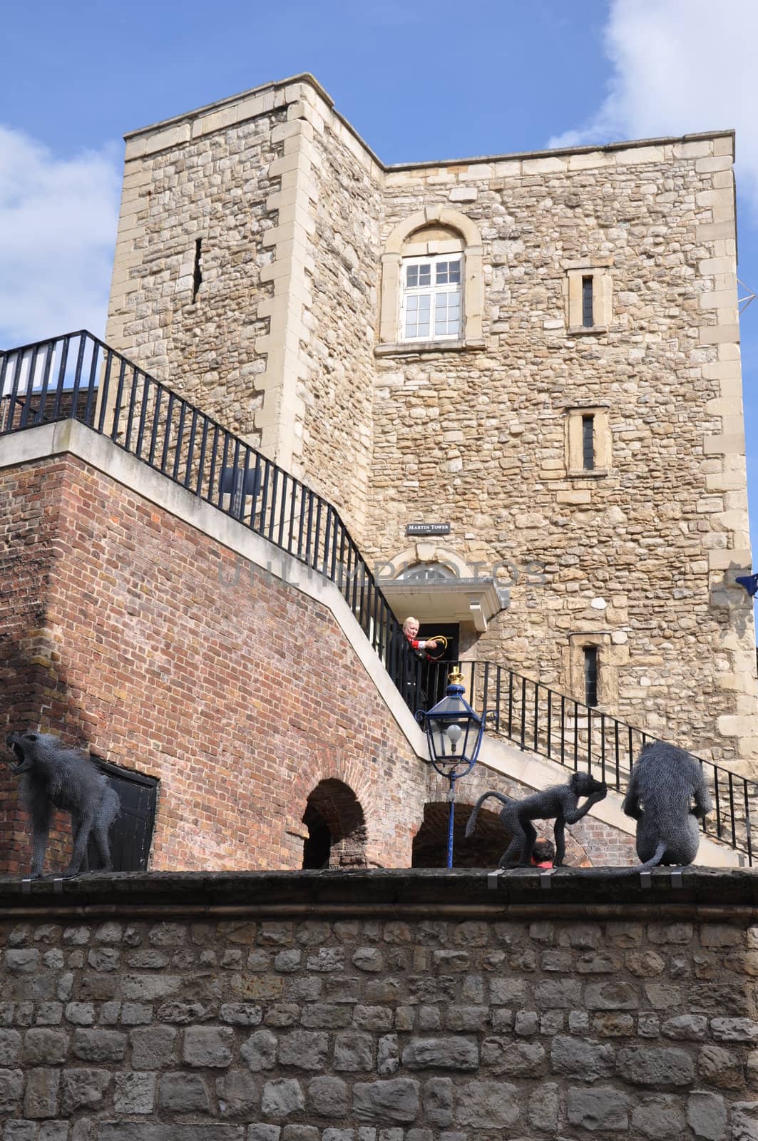 Tower of London by sainaniritu