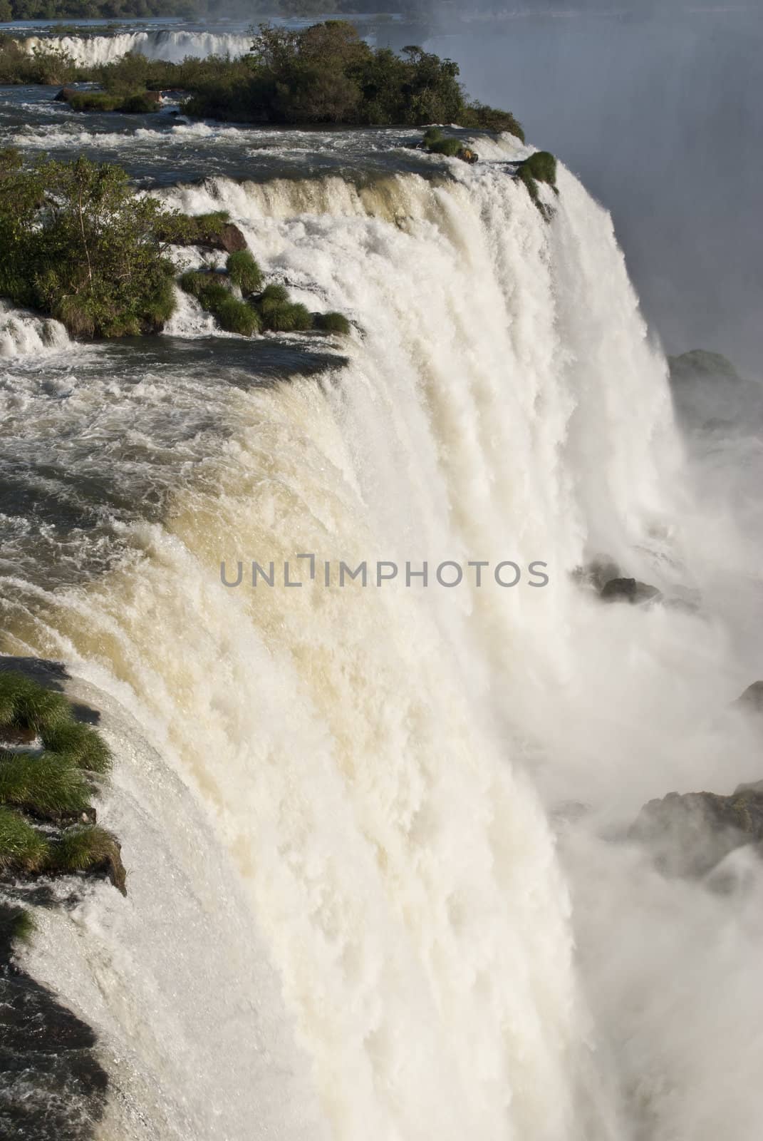 Iguazu falls, Argentina by lauria