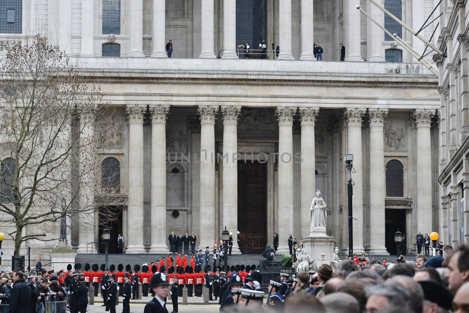 London, UK. April 17th, 2013. The Step Lining Party , comprising 18 Service personnel plus a contingent from the Royal Hospital Chelsea, lines the West Steps of St Paul's Cathedral for the arrival of the Coffin.