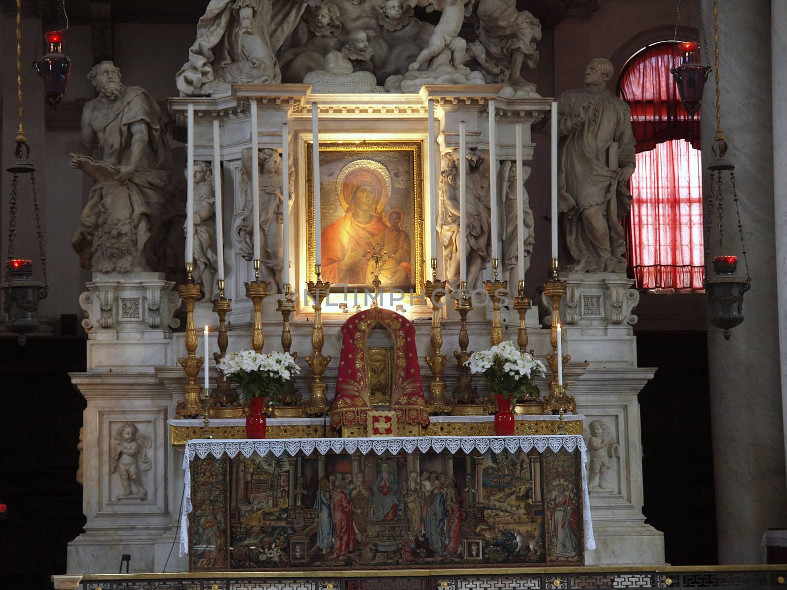  Santa Maria Della Salute was built as a thanks or offering to the Virgin Mary against he plague which had taken almost a third of the Venice's population in 1630.