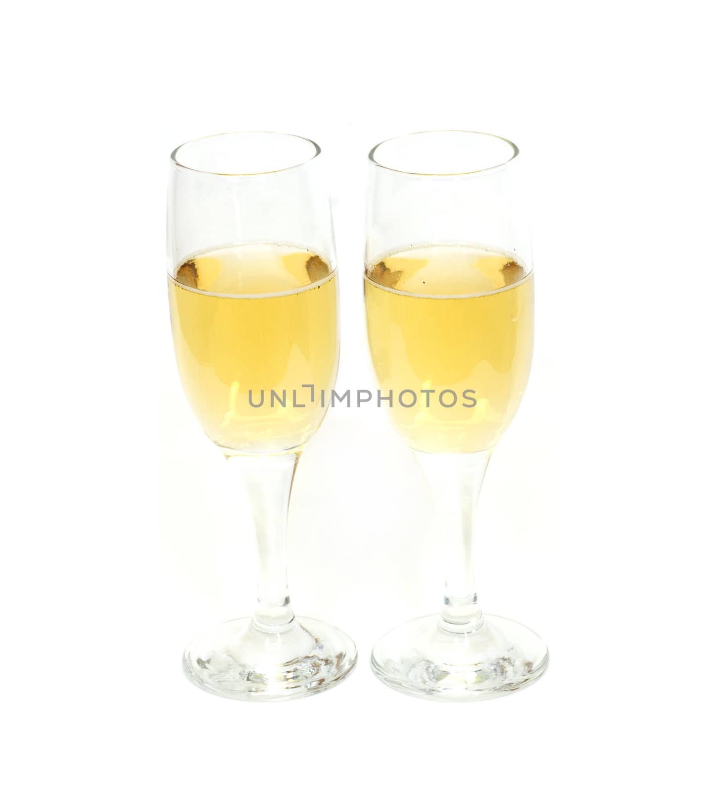 Two glasses of wine  by schankz