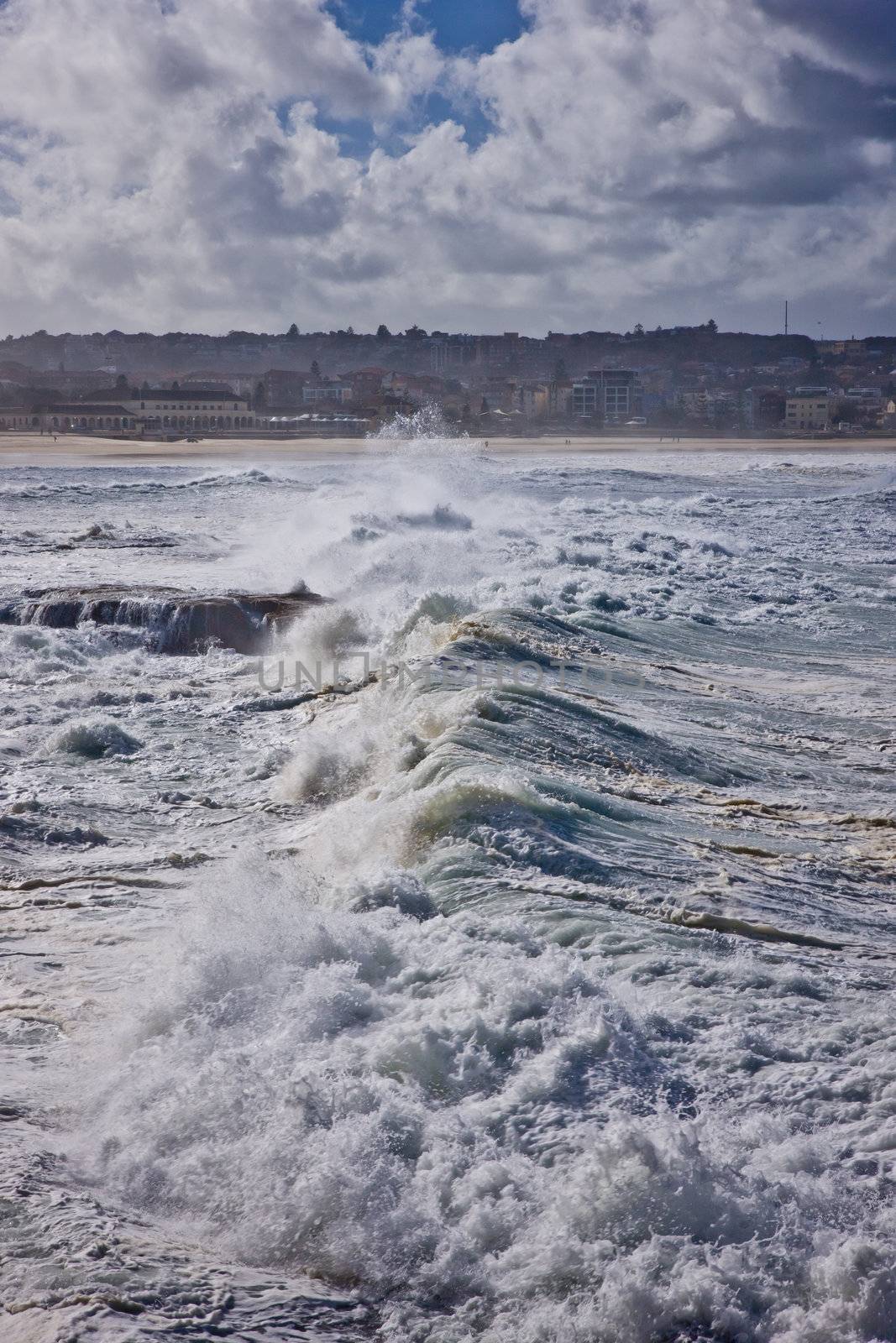 Rough turbulent seas by jrstock