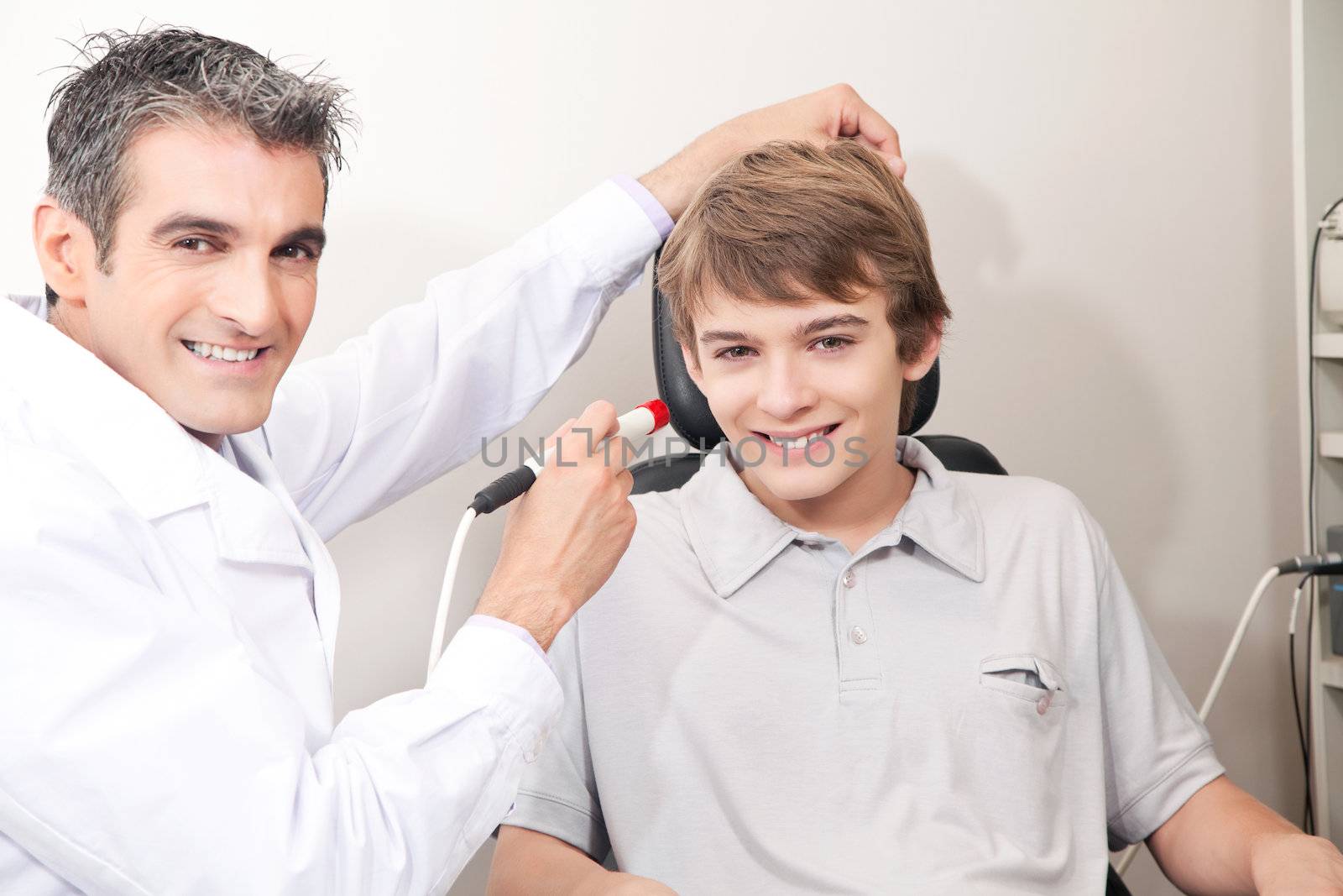 Optometrist Doing Eye Testing by leaf