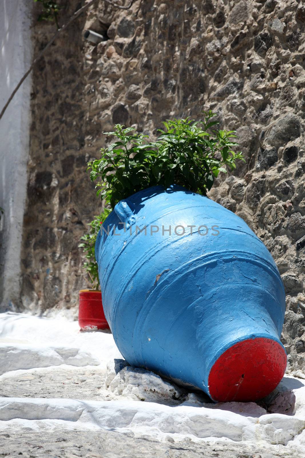 Traditional colors for Greek architecture