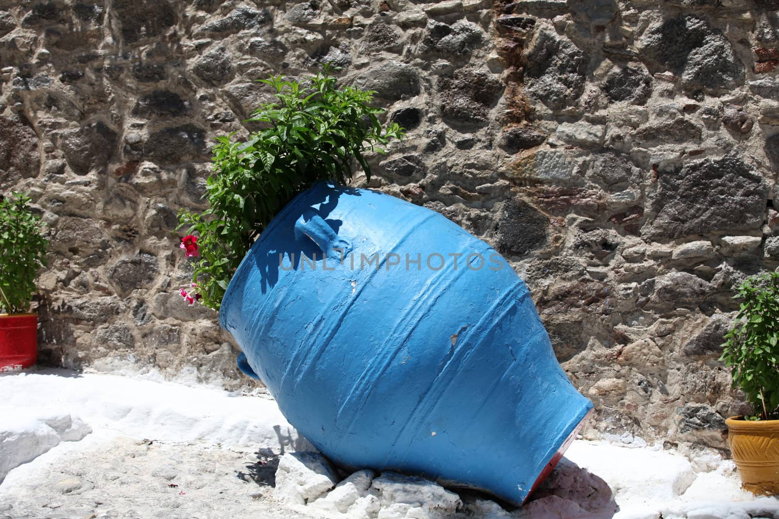 Traditional colors for Greek architecture