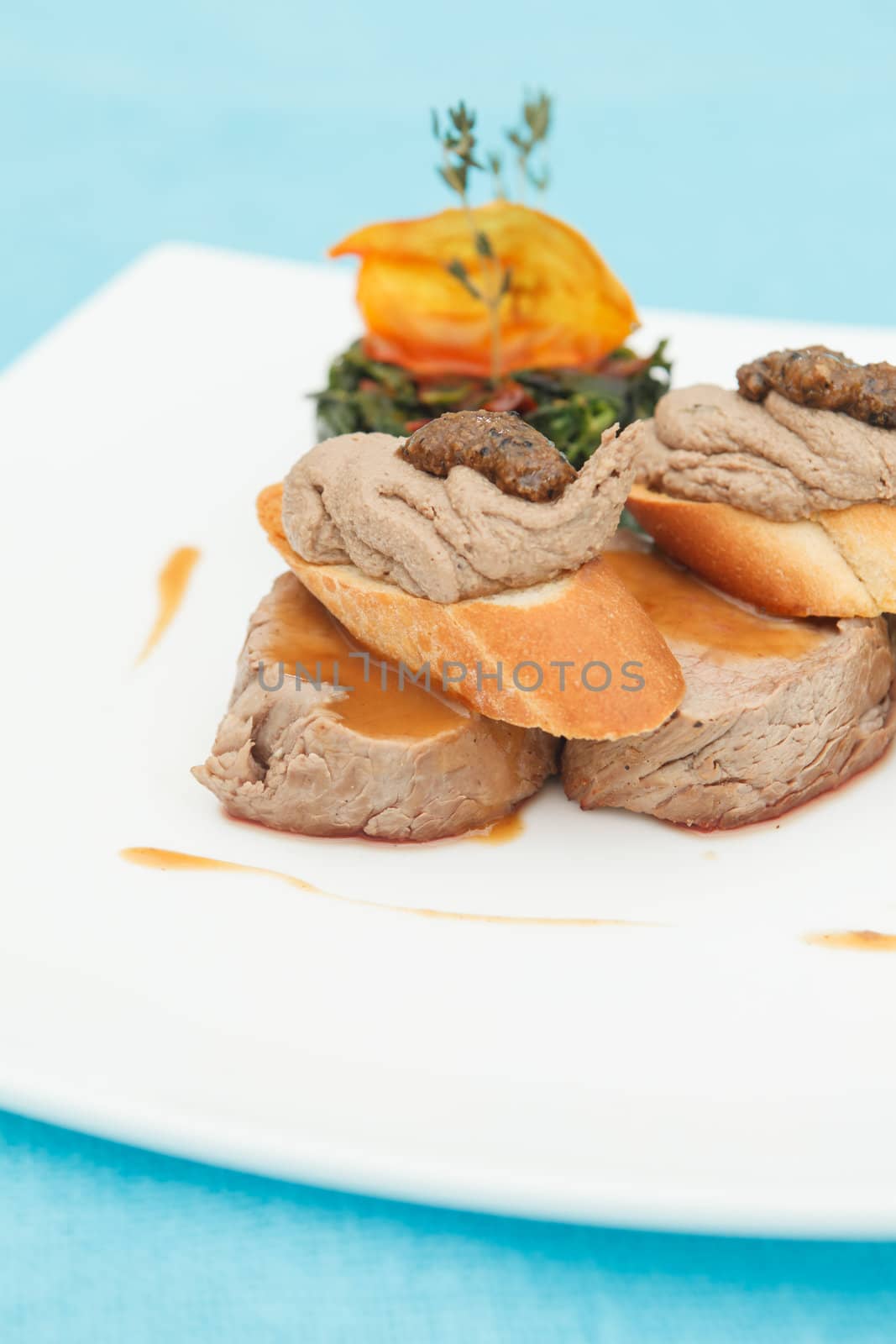 pork with spinach by shebeko