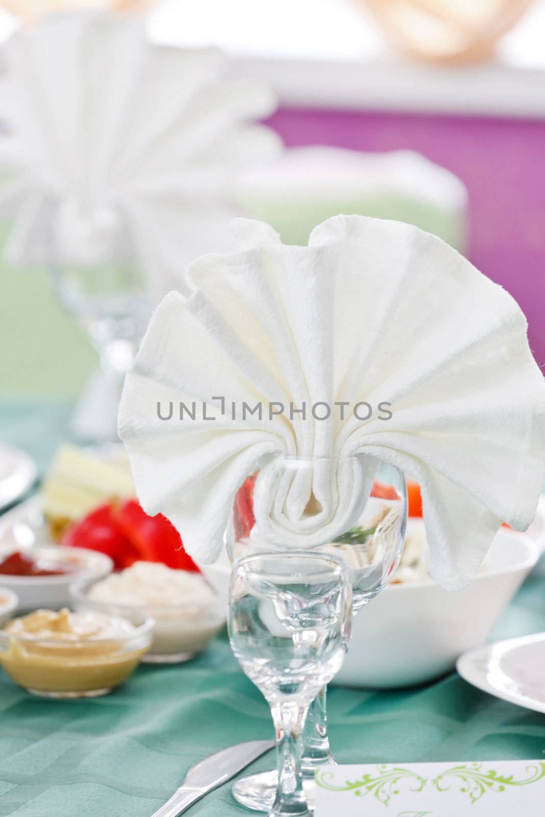 Wedding table setting 