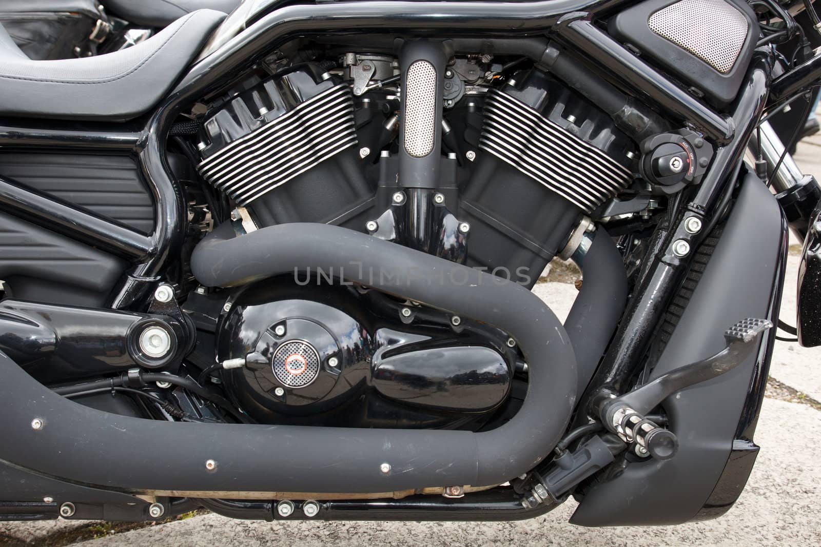 modern motorcycle engine