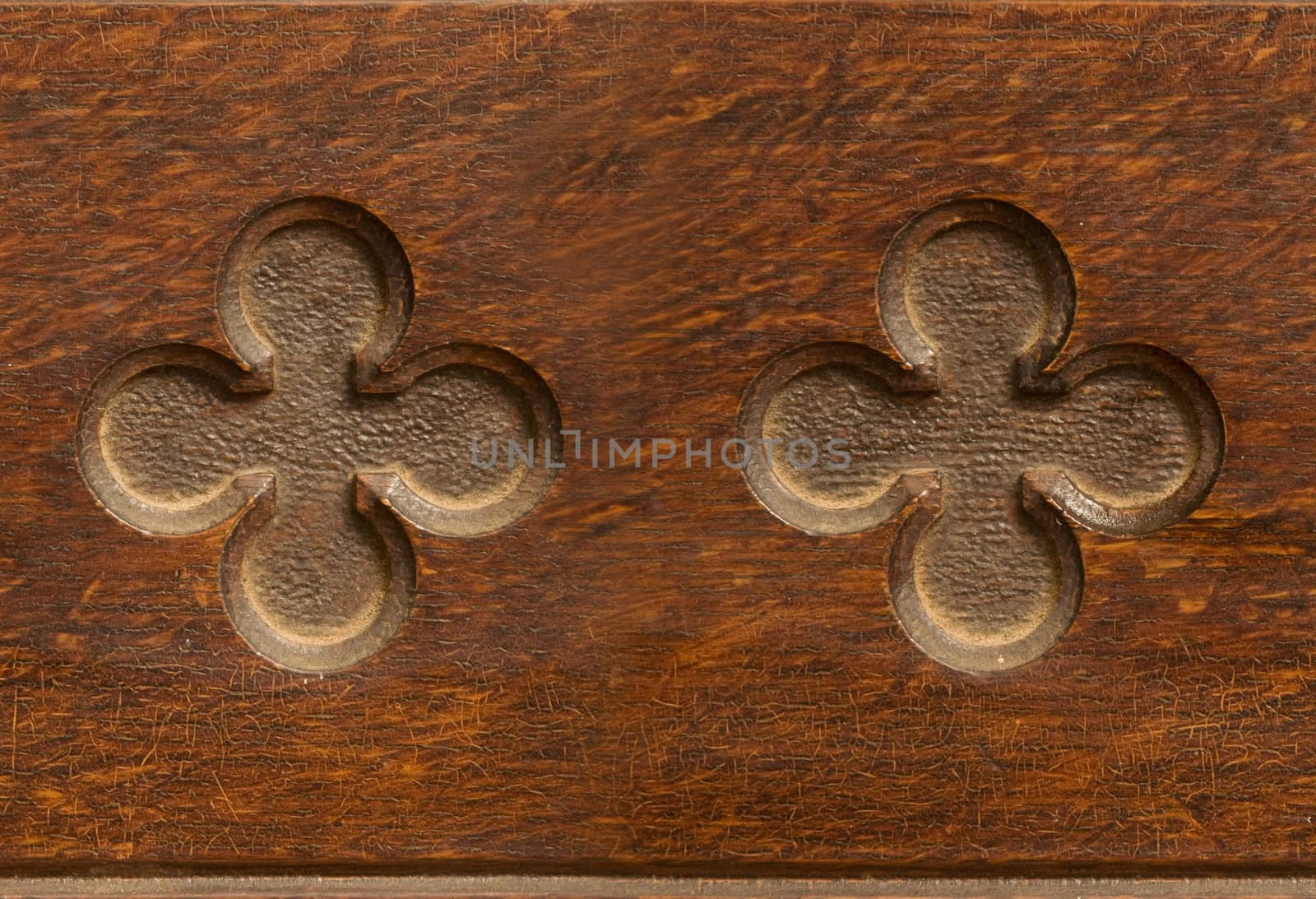 Indented wooden cloverleaf shaped pattern seamlessly tileable