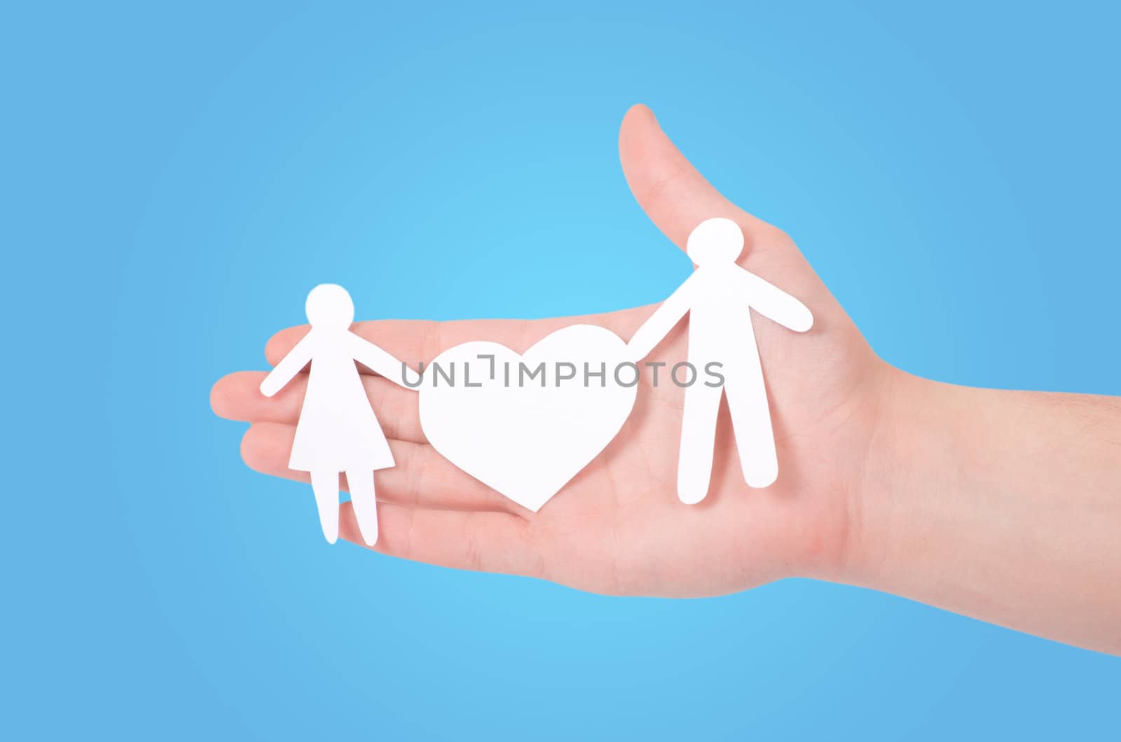 paper family in hands
