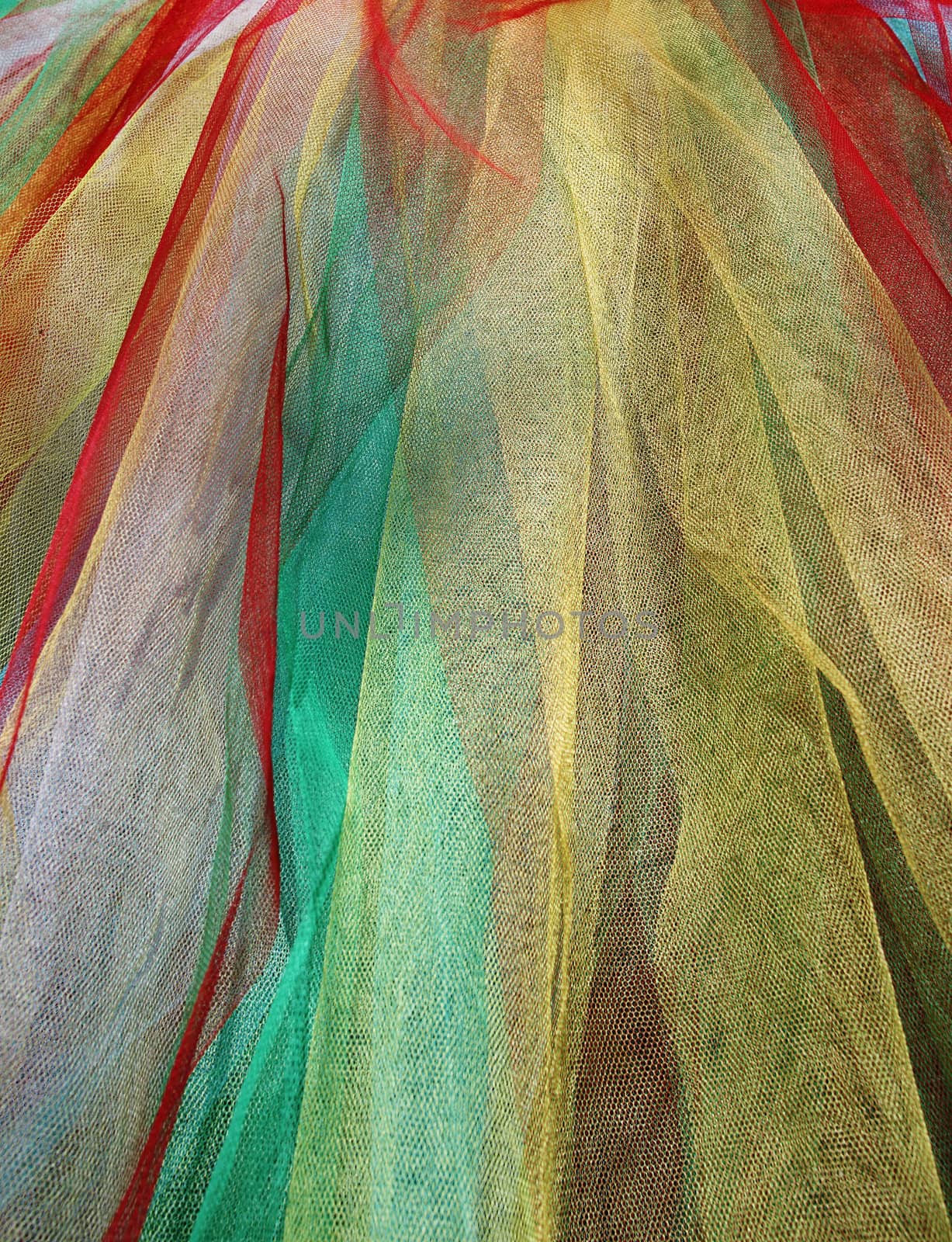 Full colored tulle composition with mixed color