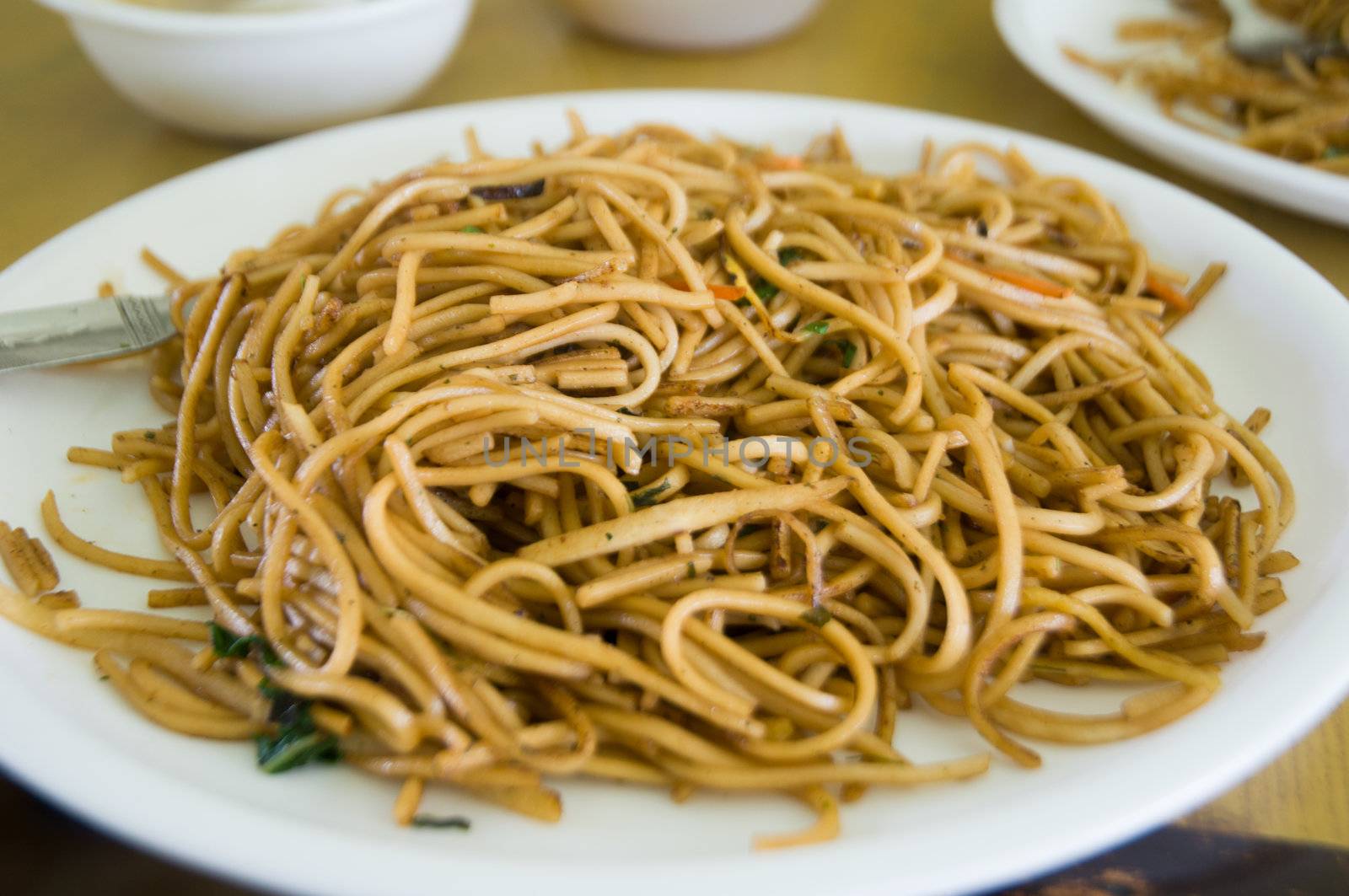 chow mein, a fried noodle
