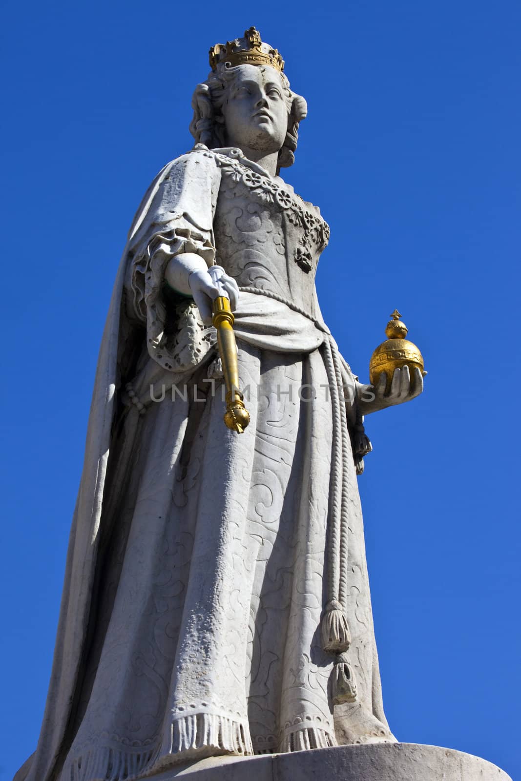 Queen Anne Statue at St. Paul's Cathedral in London by chrisdorney