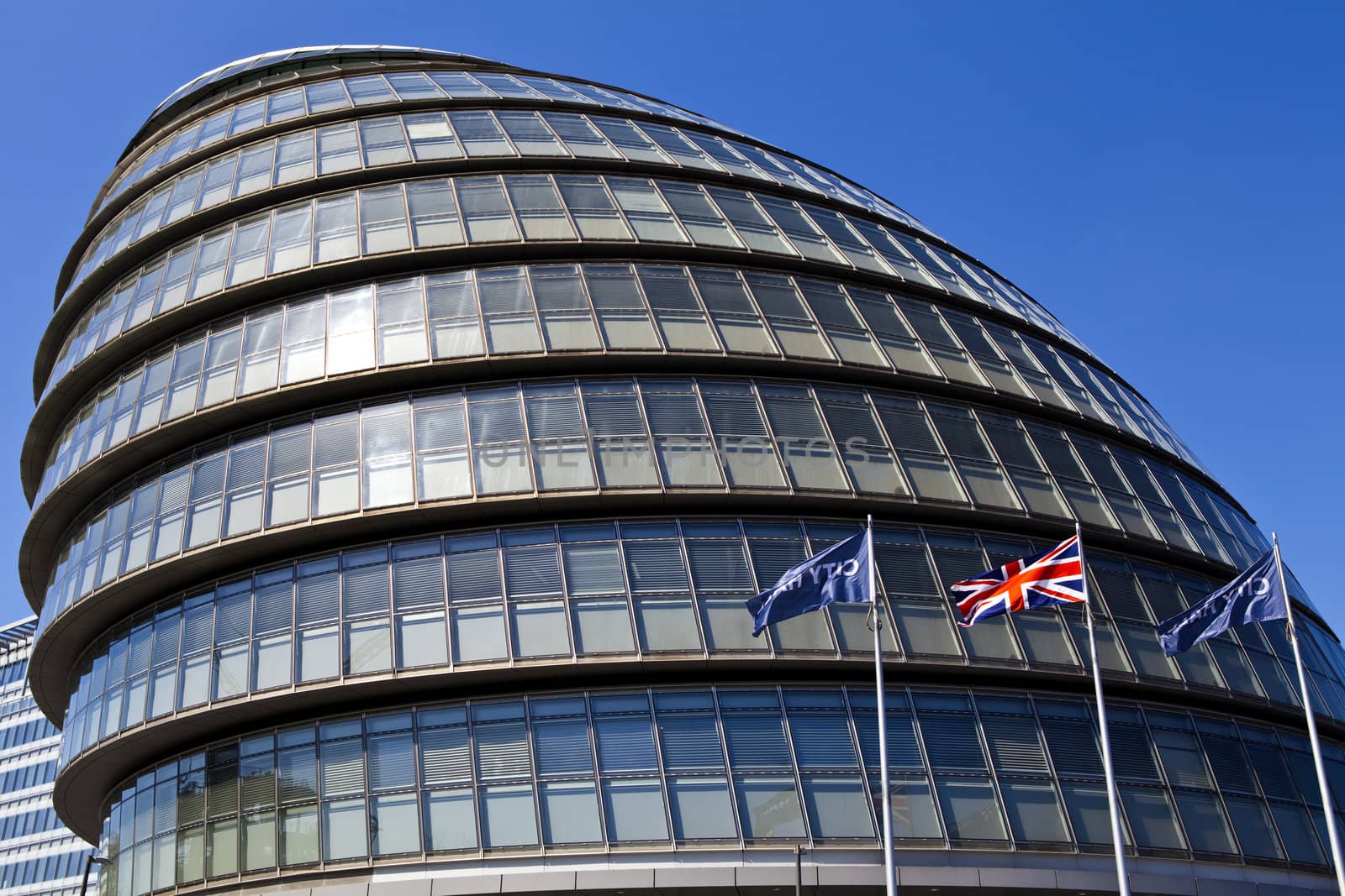 City Hall in London by chrisdorney