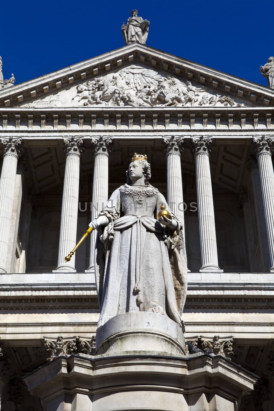 The Queen Anne Statue situated infront of St. Paul's Cathedral in London.