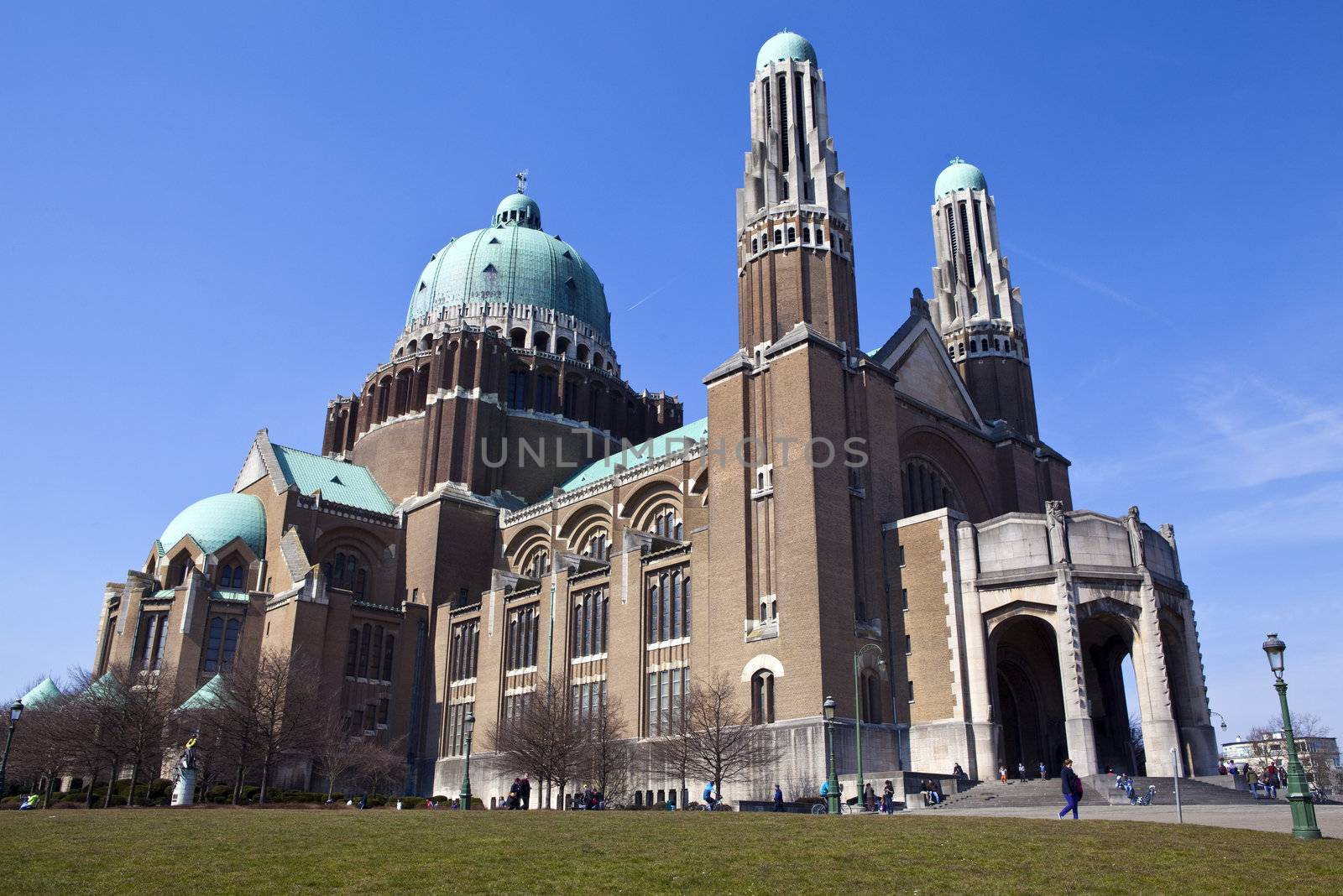 Basilica of the Sacred Heart in Brussels by chrisdorney