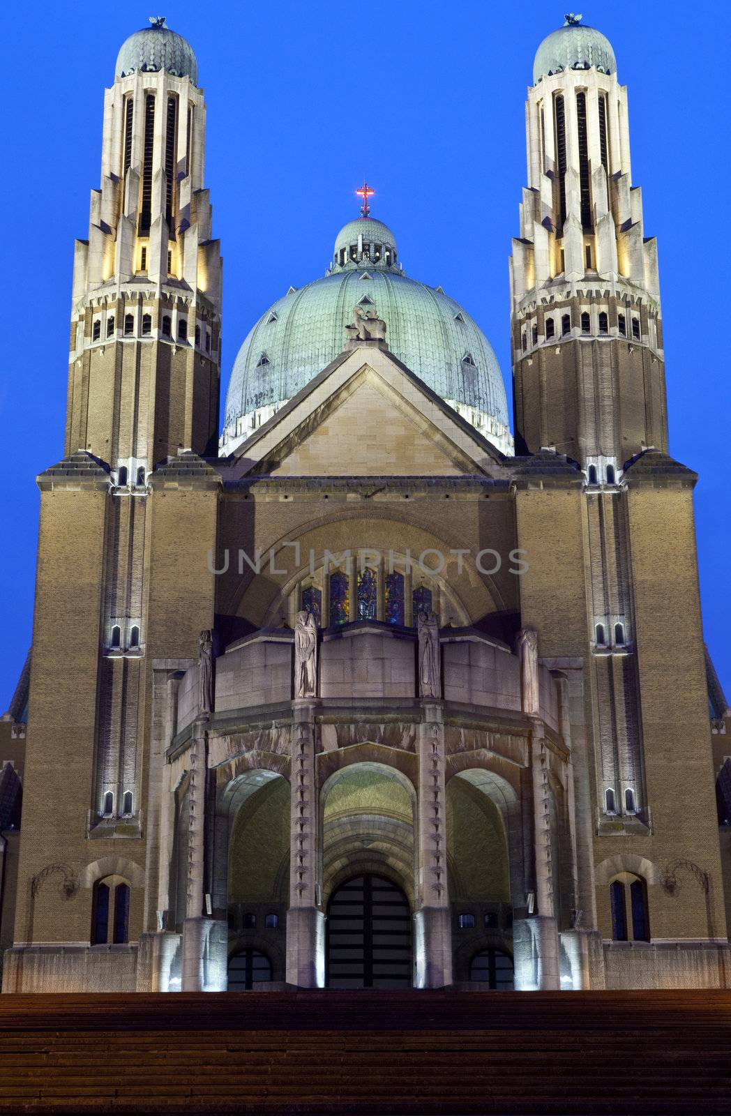 Basilica of the Sacred Heart in Brussels by chrisdorney