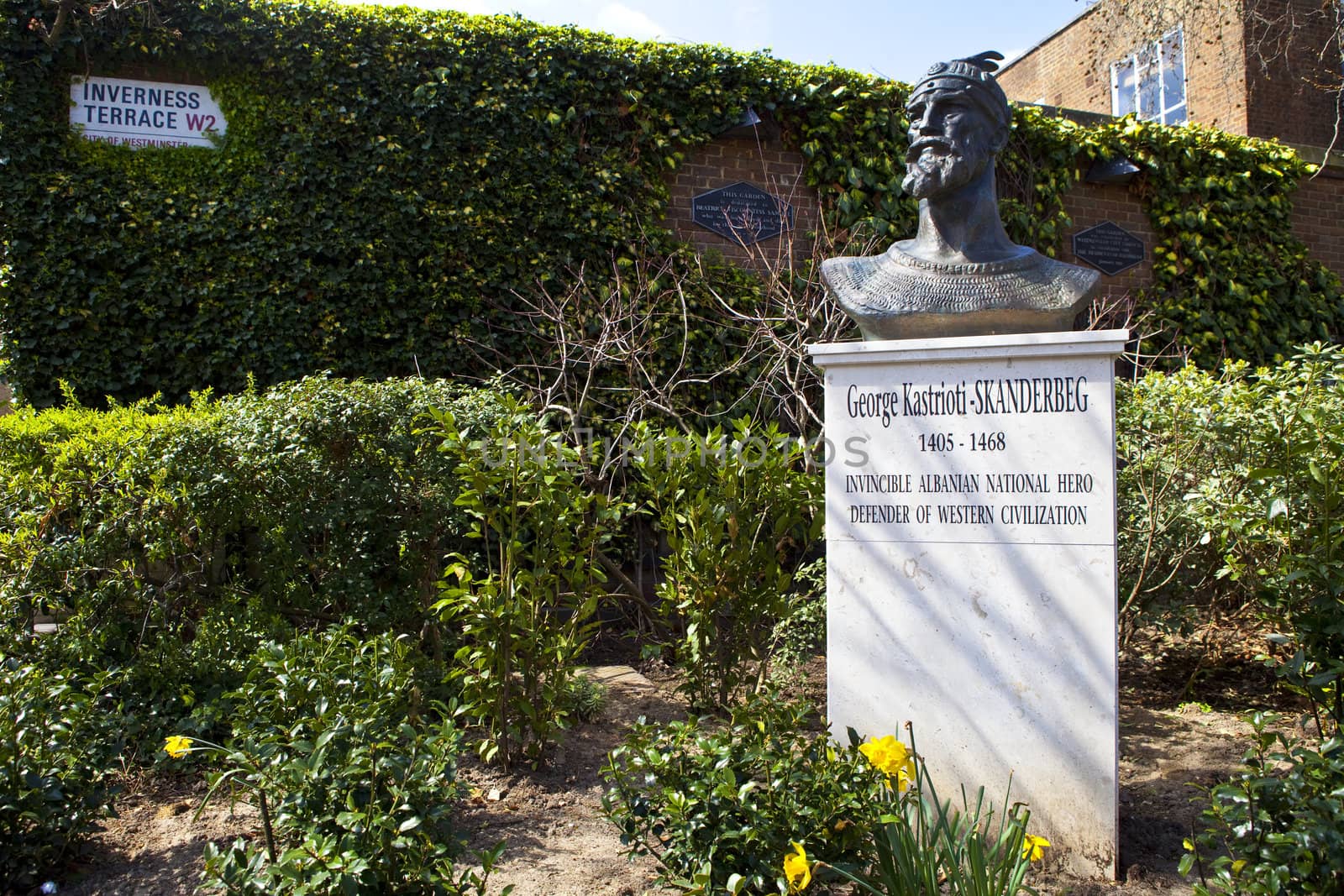 A memorial bust of Albanian National Hero George Kastrioti-Skanderberg on Inverness Terrace in London.