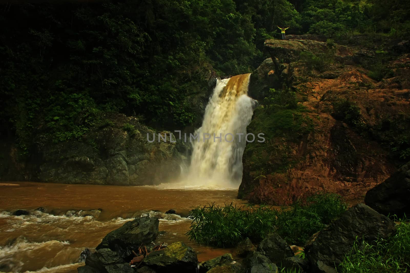 Salto Baiguate waterfall, Jarabacoa, Dominican Republic by donya_nedomam