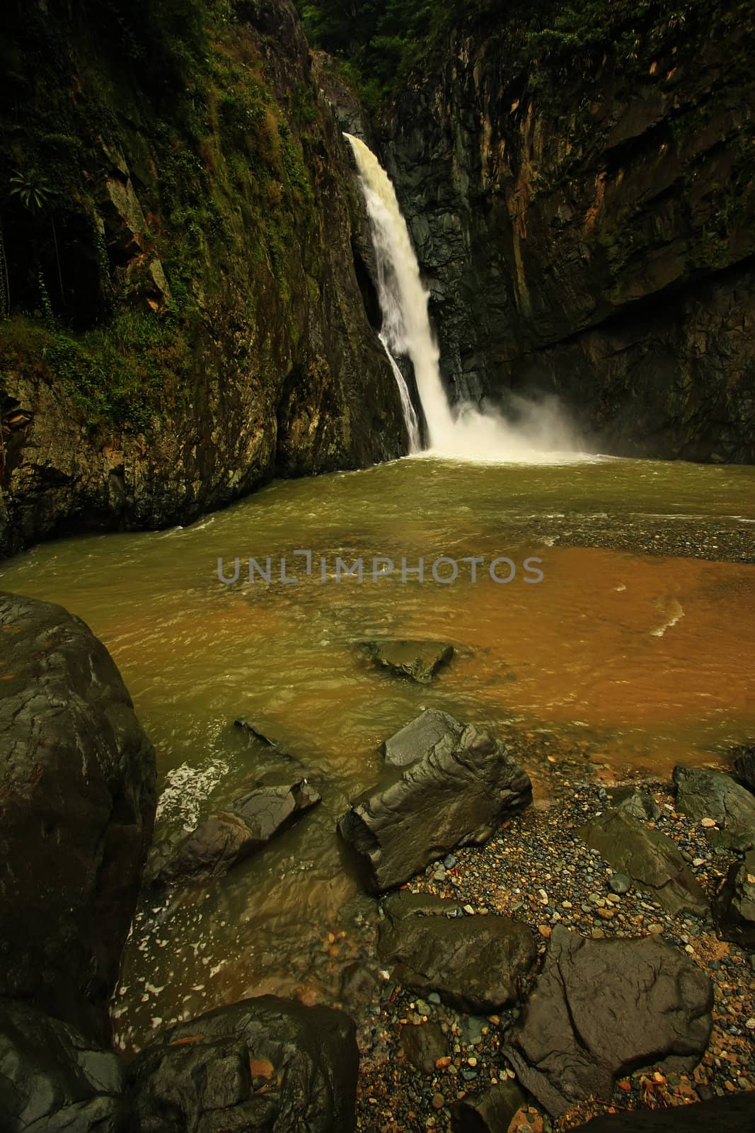 Salto Jimenoa Uno waterfall, Jarabacoa, Dominican Republic by donya_nedomam