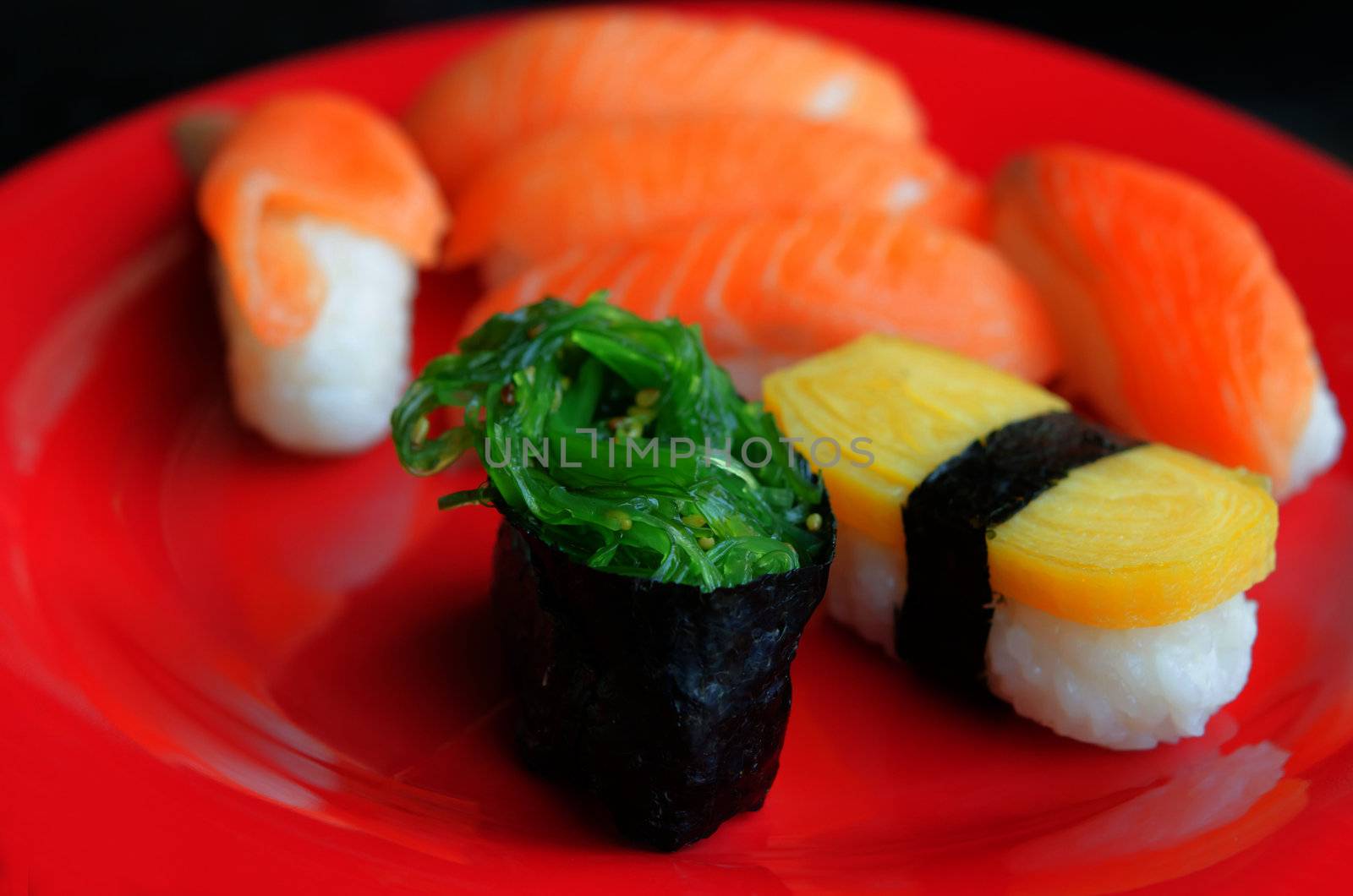 close up Chucka seaweed sushi  on dish , japanese food