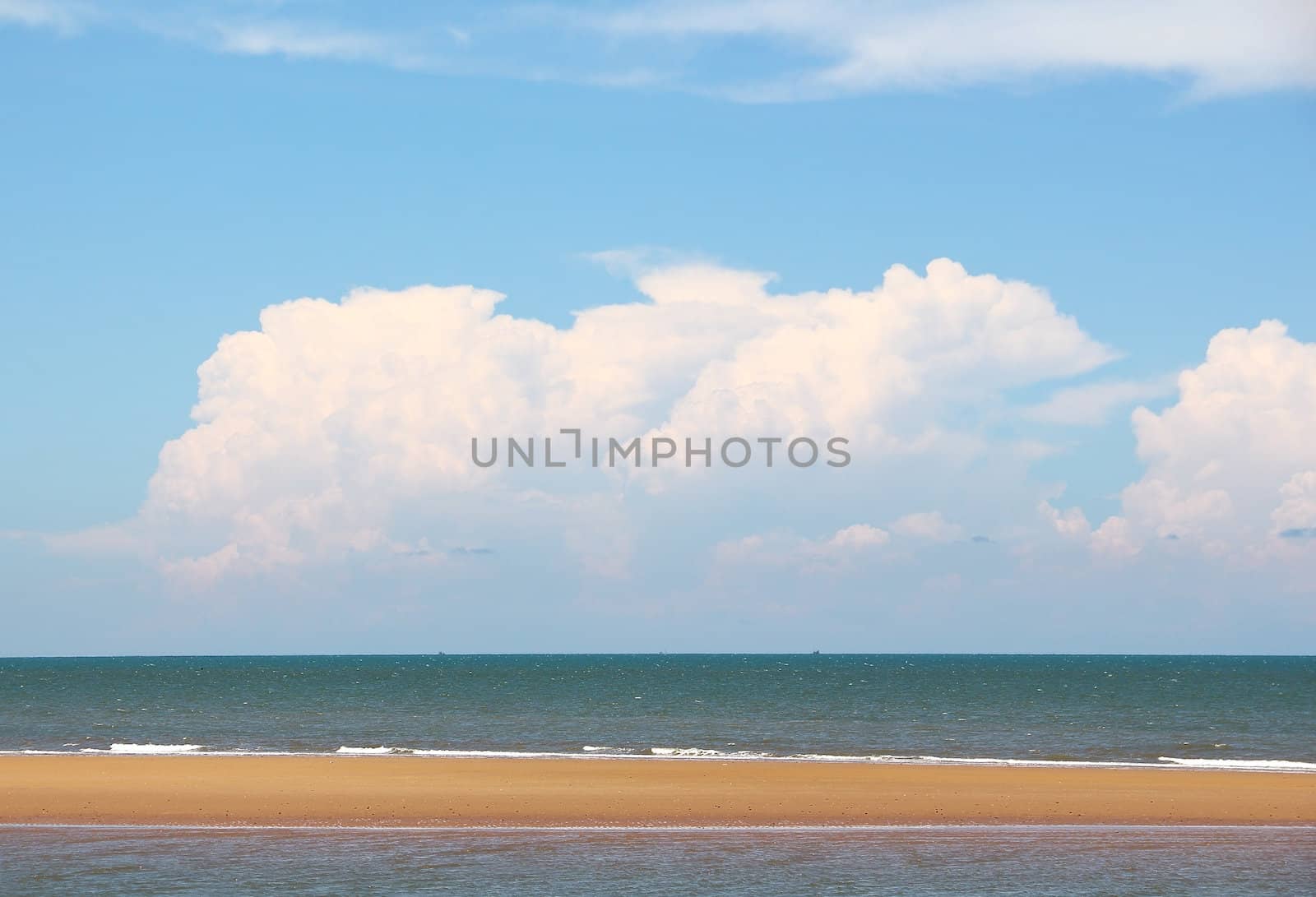 Nice cloud and blue sky at beach in Thailand