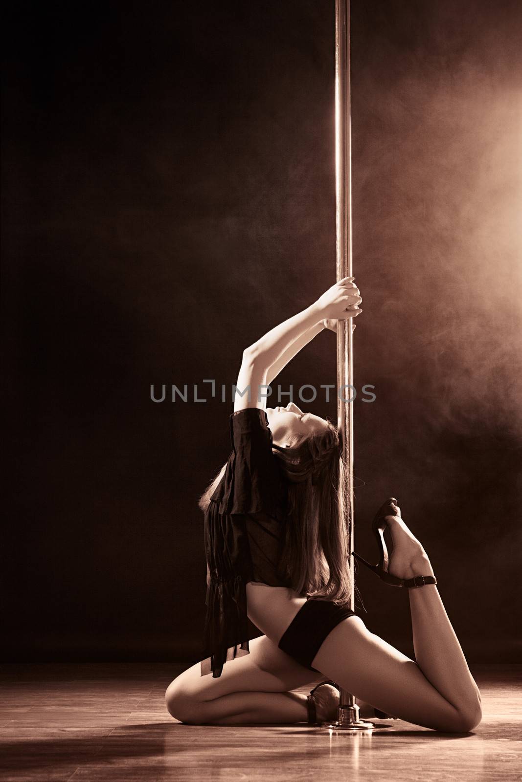 Pole Dance Woman by petr_malyshev