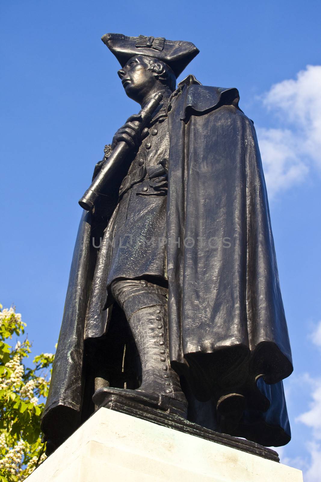 General James Wolfe Statue in Greenwich Park by chrisdorney