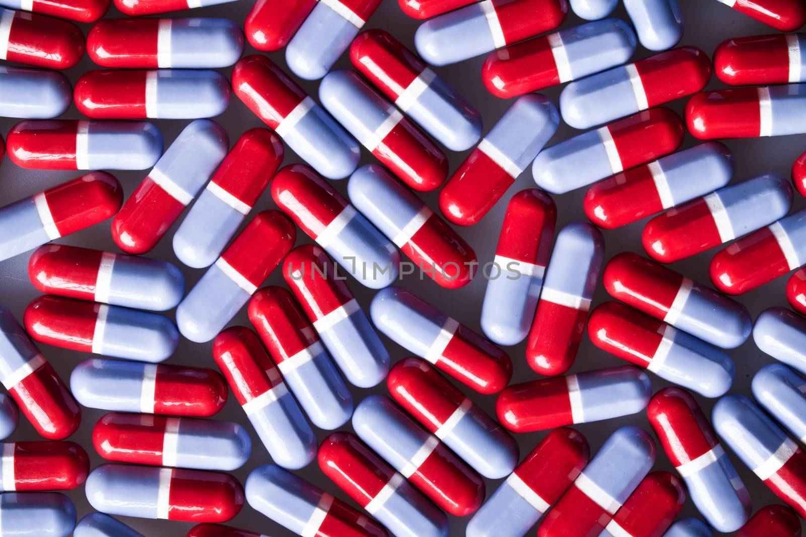 Red and blue tablets by aetb