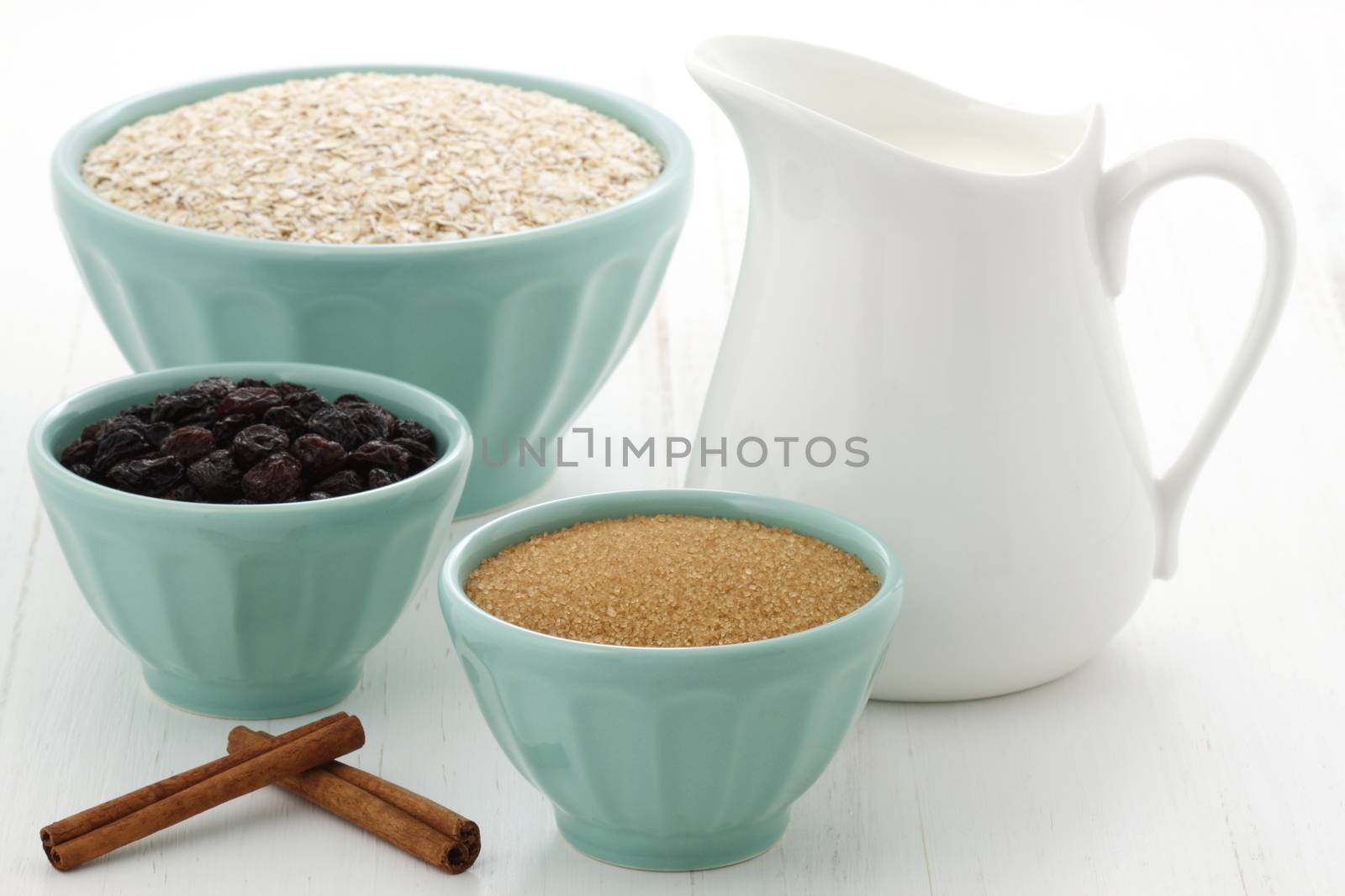 Healthy and delicious oatmeal ingredients by tacar
