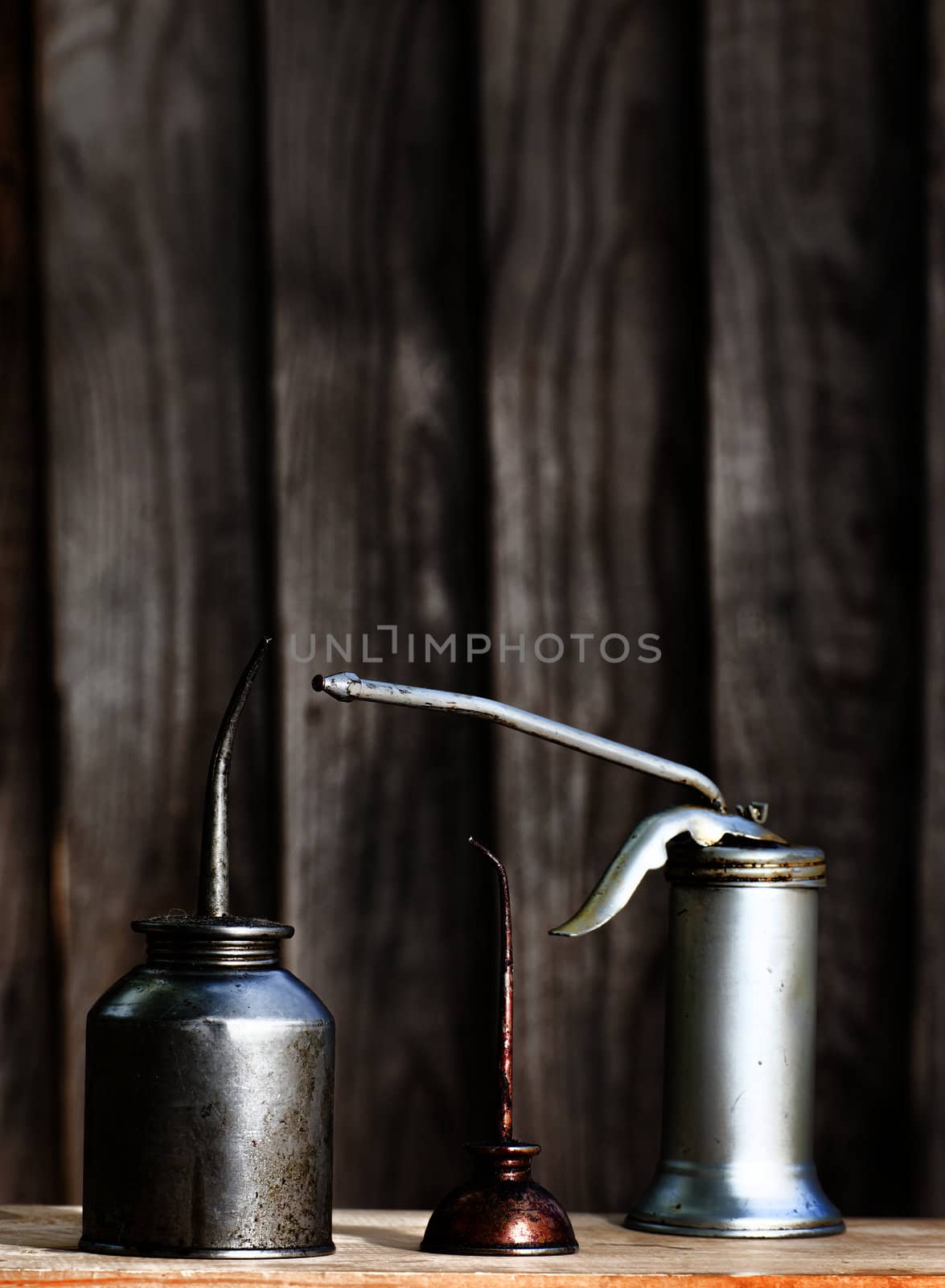 Three Oil Cans by wolterk