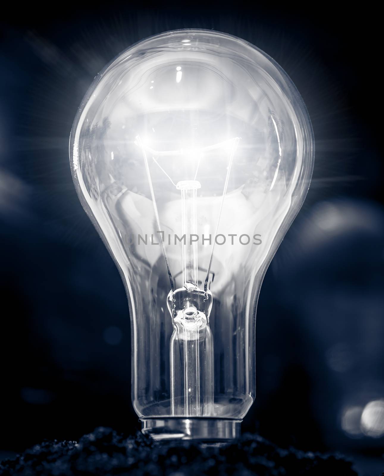 light bulb by GekaSkr