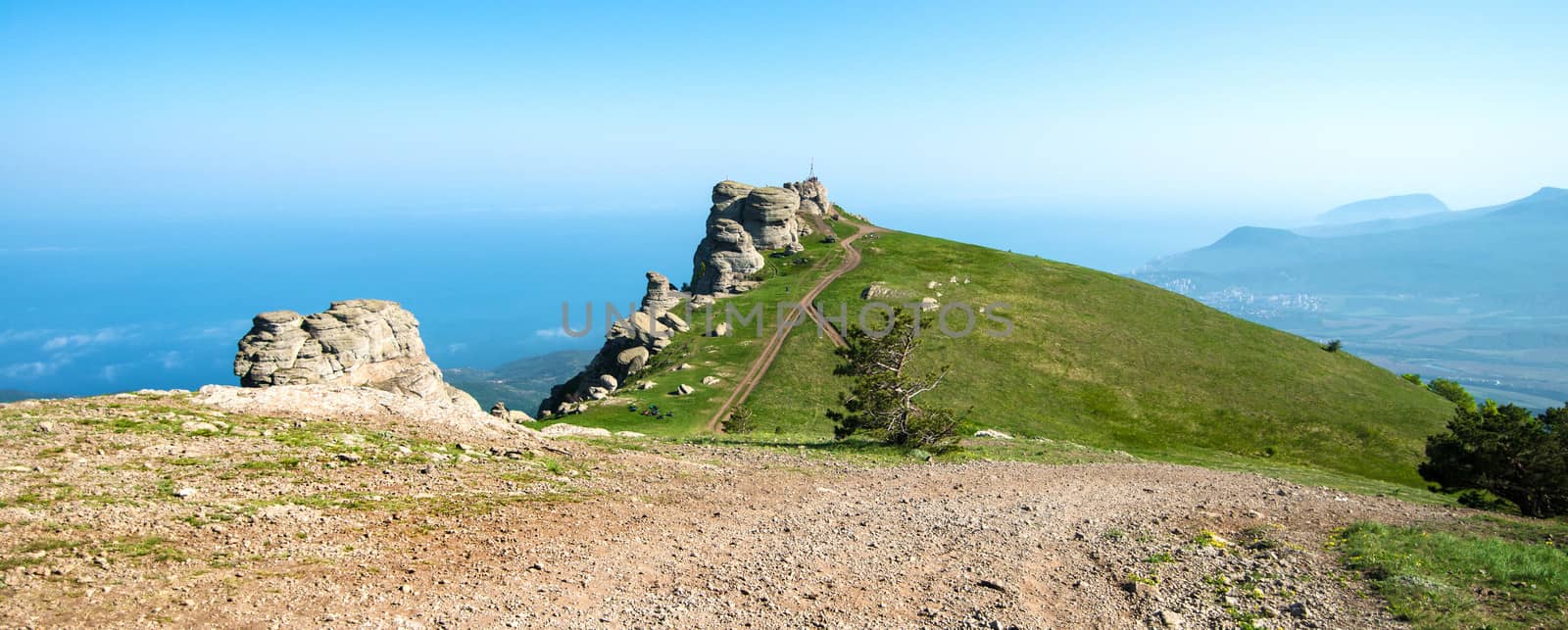 beautiful panorama view of the mountains and cliffs