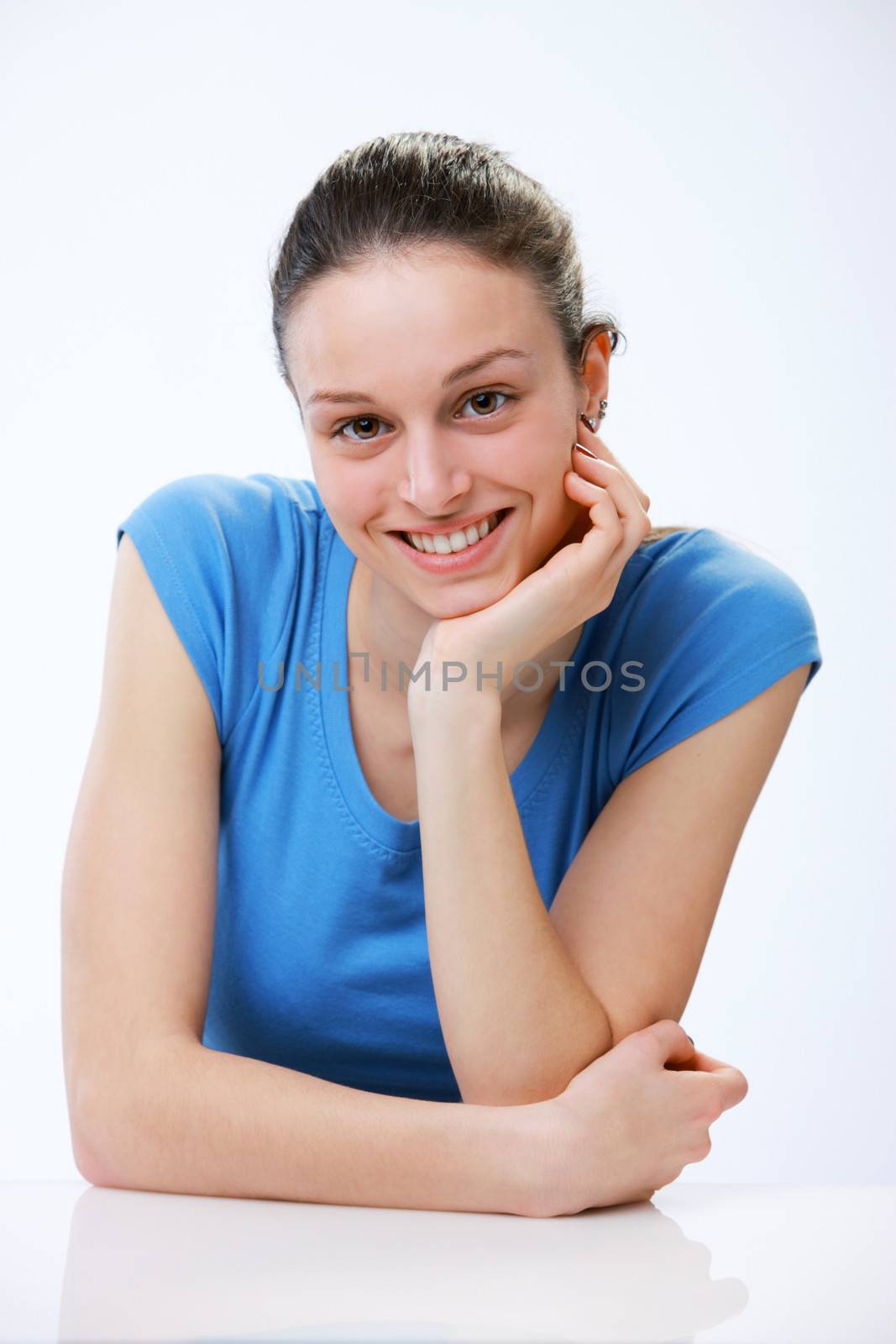 Portrait of beautiful young woman smiling