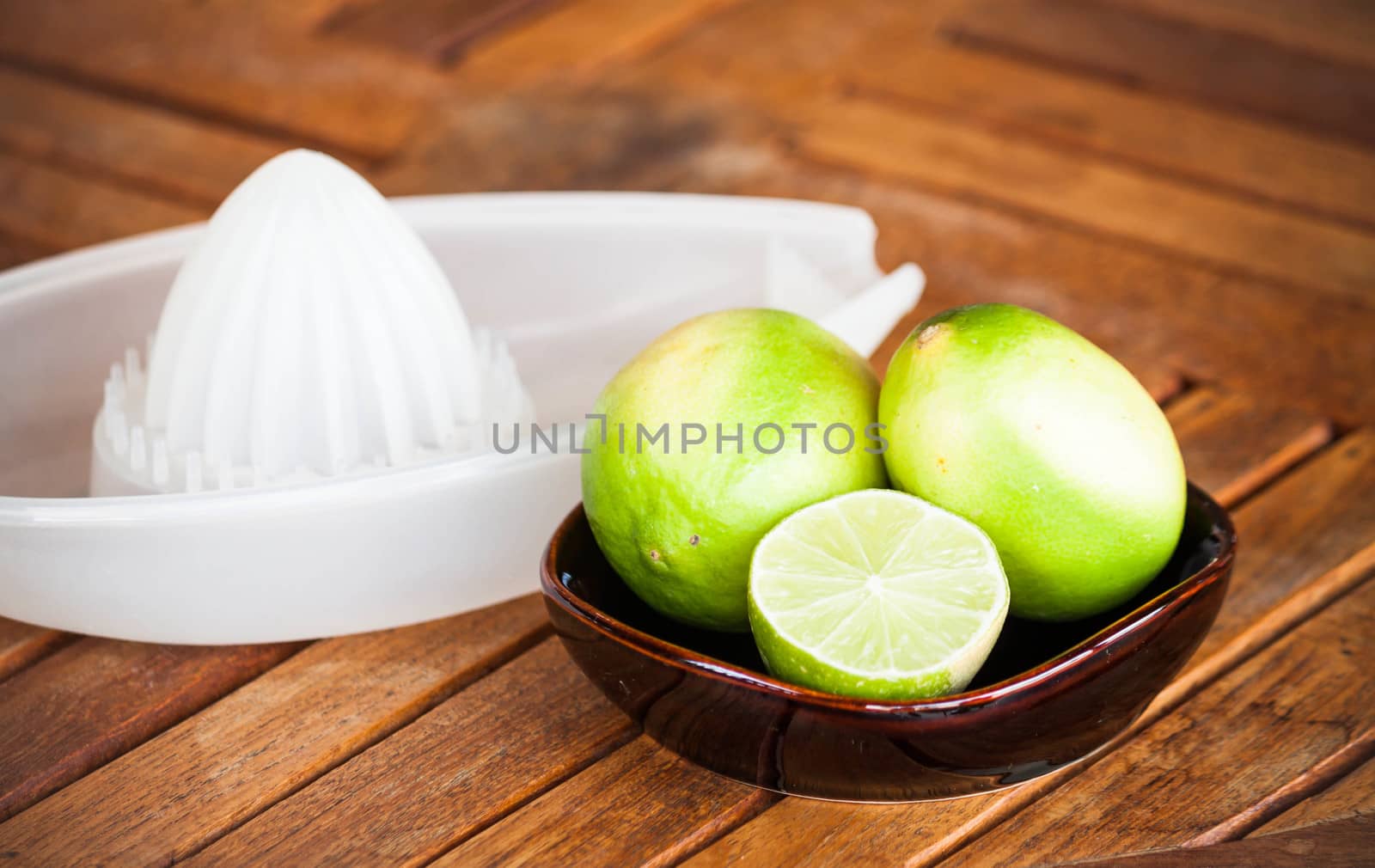 Fresh citrus lime wholes and slice prepare for squash