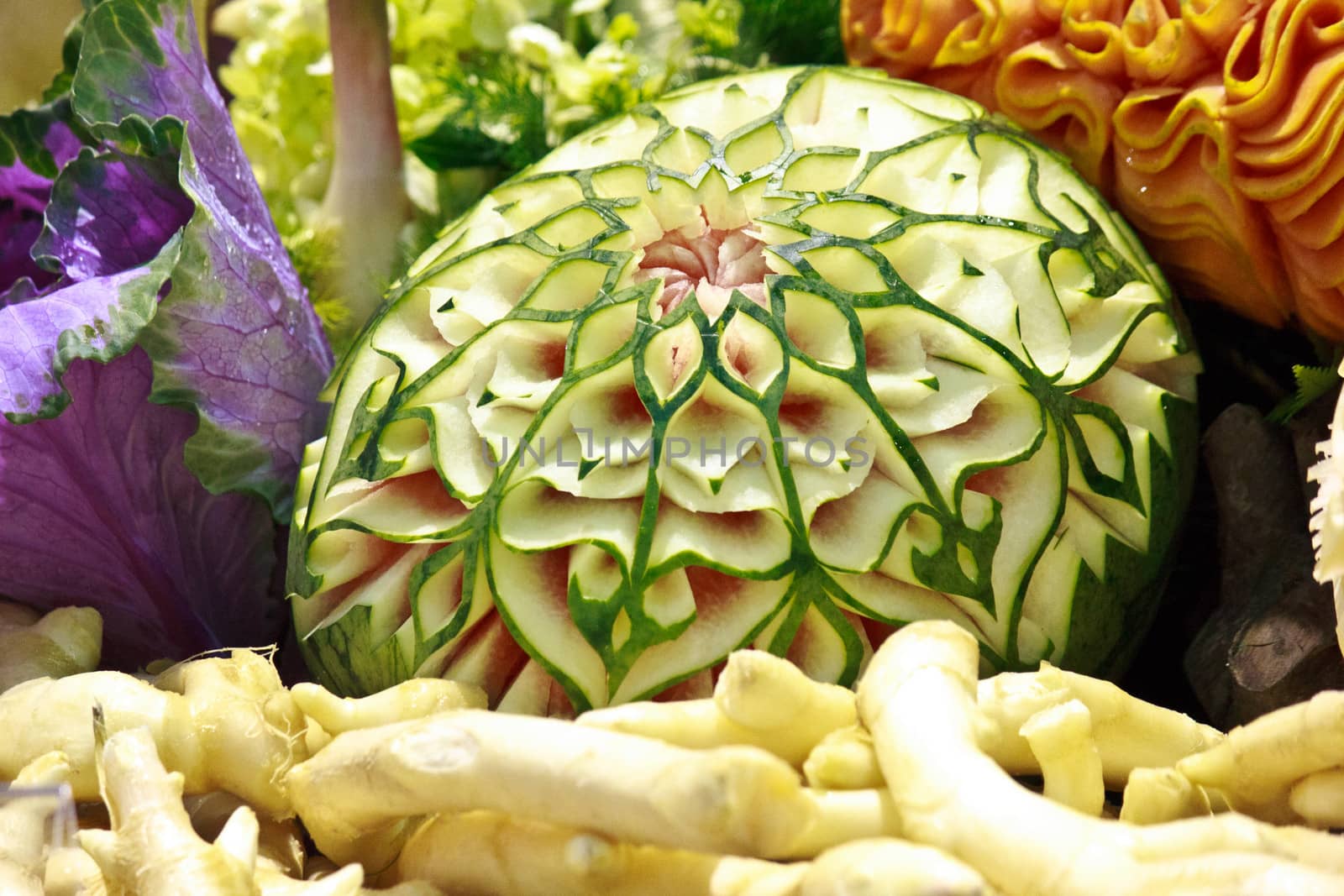 watermelon carving in the Thailand ultimate chef challenge 2013